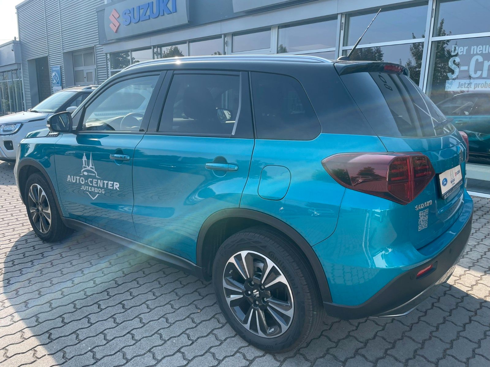 Suzuki Vitara 1.5 Hybrid Comfort+ 4x4 - Samsaru's Car Outlet