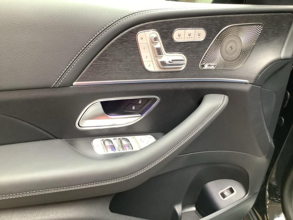 Mercedes-Benz GLE 450 d 4MATIC +MBUX+AMG+Wide+MBeam+Pano+Burm