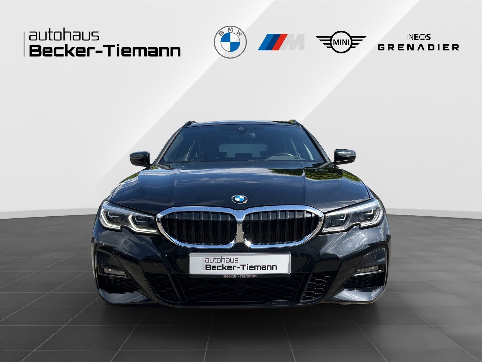 BMW 330e Touring M Sport - Samsaru's Car Outlet