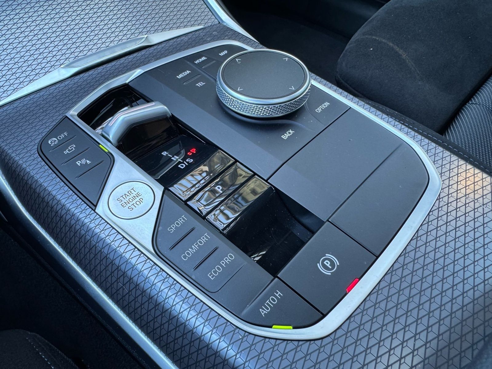 BMW 320d xDrive Tour M Sport Pano ACC AD-LED 360° 19
