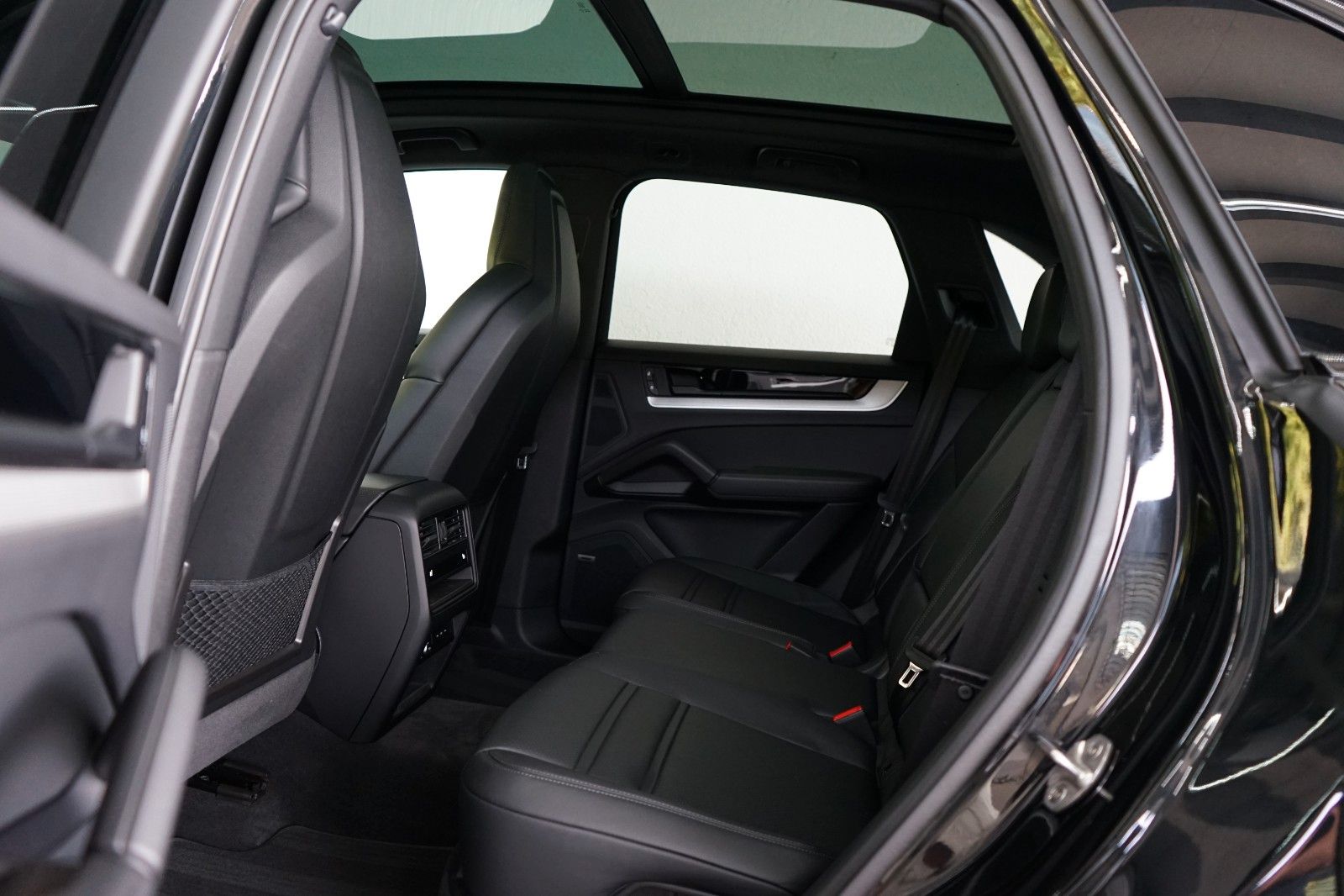 Porsche Cayenne E-Hybrid/P-Display/18W/HeadUP/AHK/HD/360