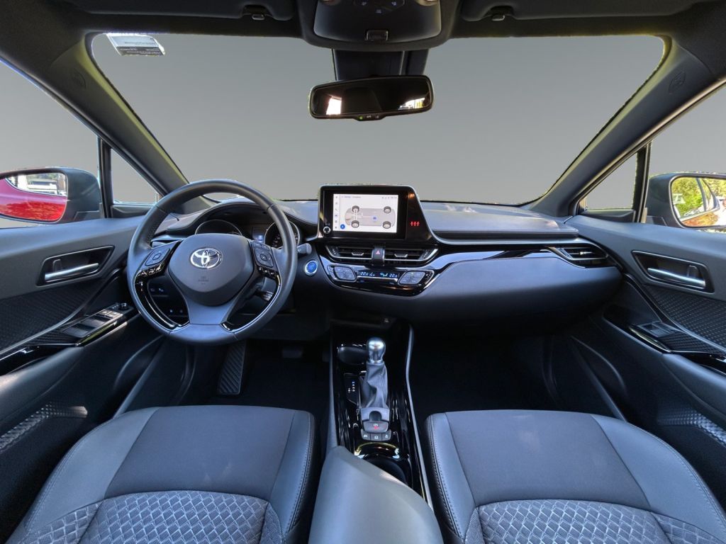Toyota C-HR 2.0 Hybrid - Samsaru's Car Outlet