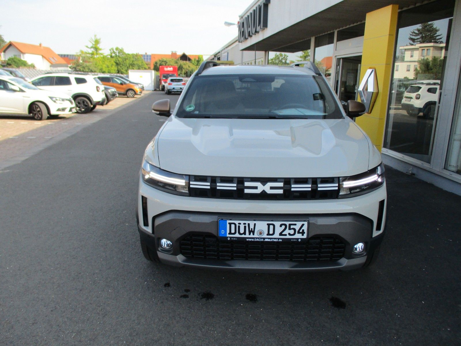 Dacia Duster III TCe 130 Extreme - Samsaru's Car Outlet
