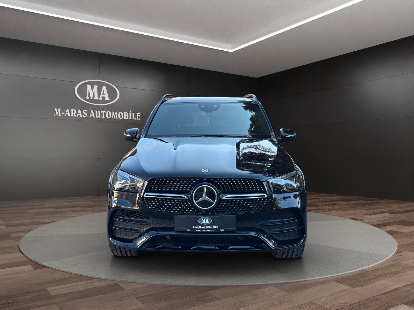 Mercedes-Benz GLE 400 d GLE - 4Matic AMG PANO LEDER AHK STHEIZ