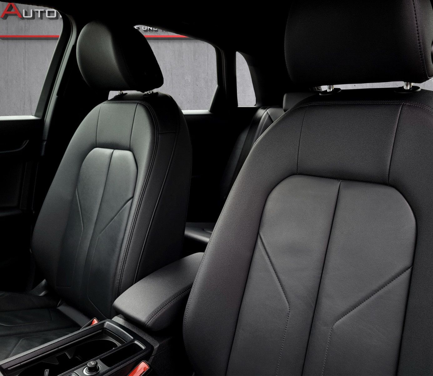 Audi Q3 45 TFSI qu. advanced - Samsaru's Car Outlet