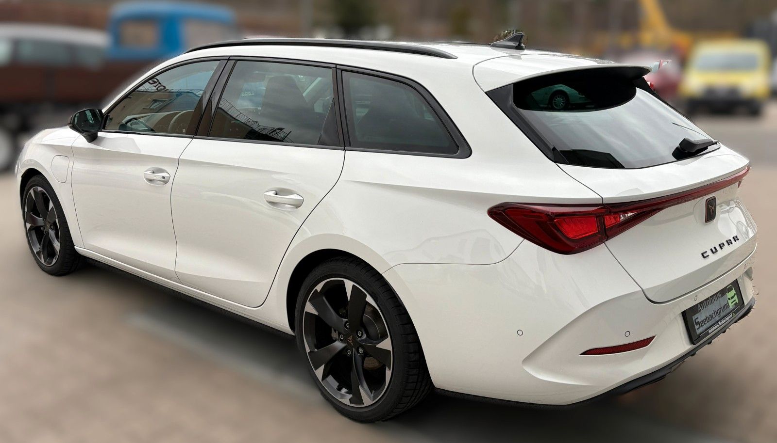 Cupra Leon 1.5 ST e-Hybrid - Samsaru's Car Outlet
