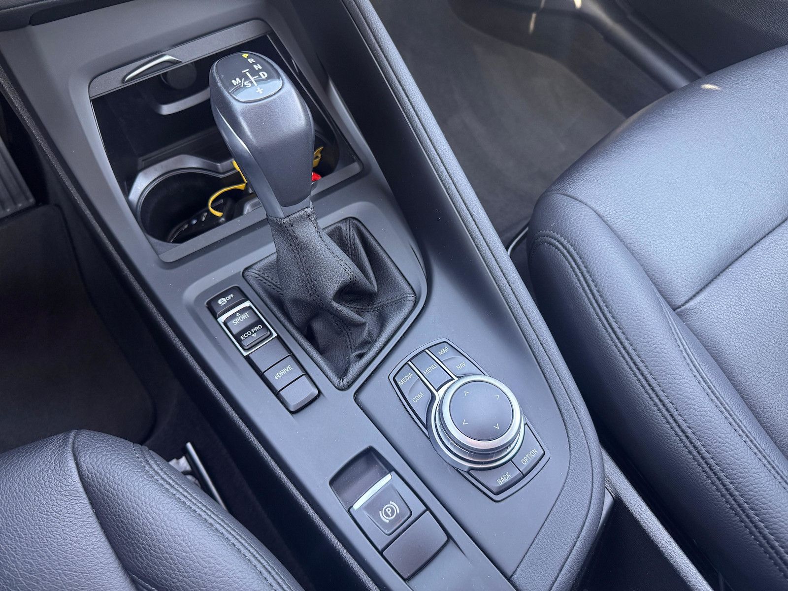 BMW X1 xDrive25e Advantage - Samsaru's Car Outlet