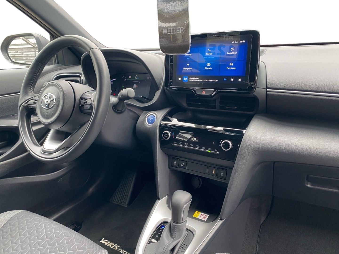Toyota Yaris Cross Hybrid 1.5 Team Deutschland *CarPlay