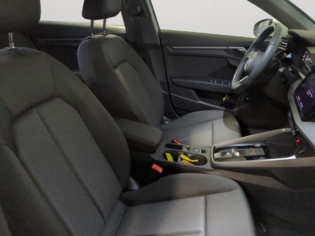 Audi A3 Sportback 40TFSIe S tronic LED Navi SHZ GRA P