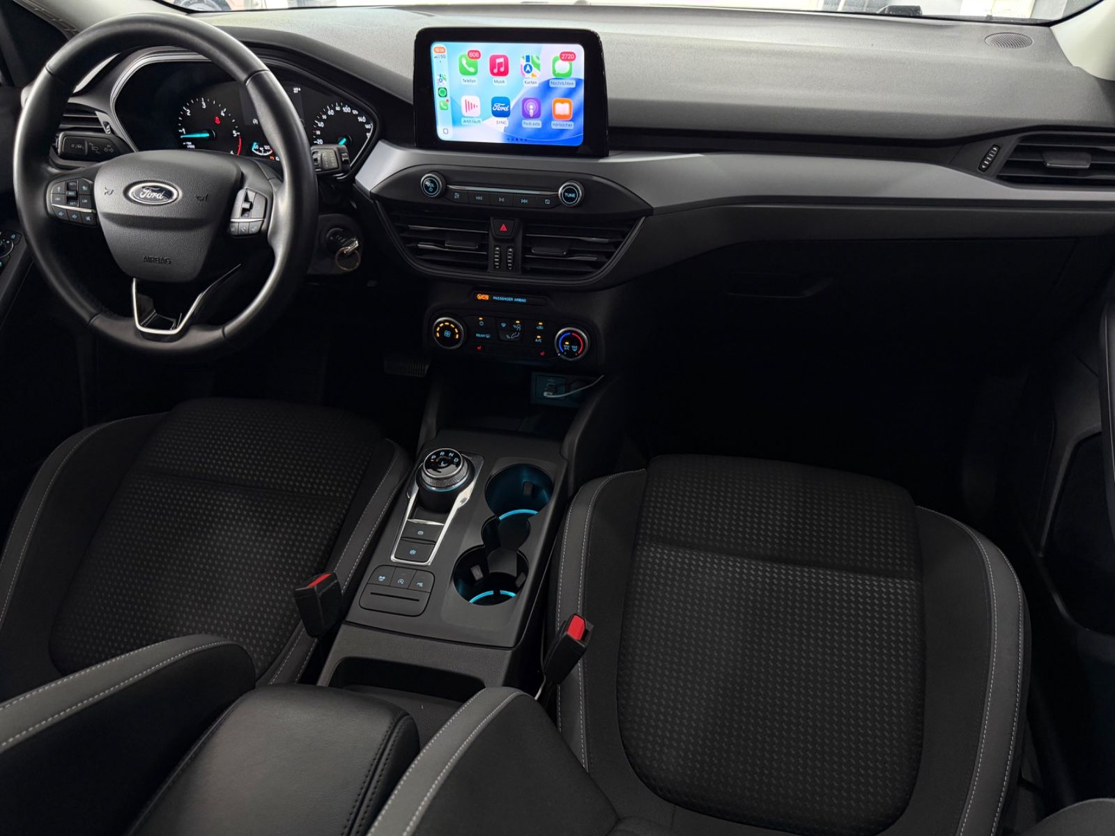 Ford Focus Turnier C&C*AUTOMATIK*ACC*KAMERA*LED*AHK*