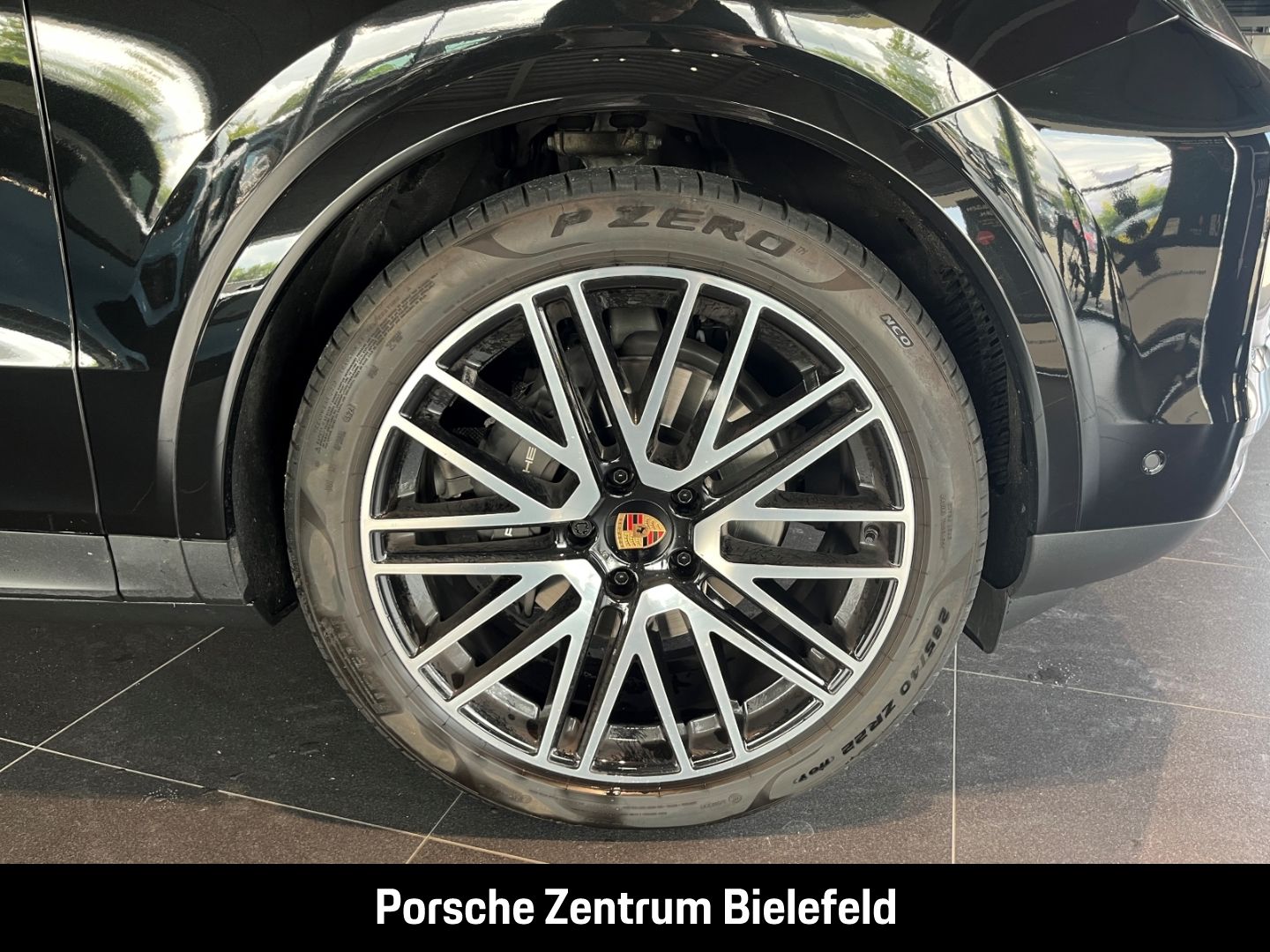 Porsche Cayenne BOSE LED-Matrix Panoramadach Luftfederun