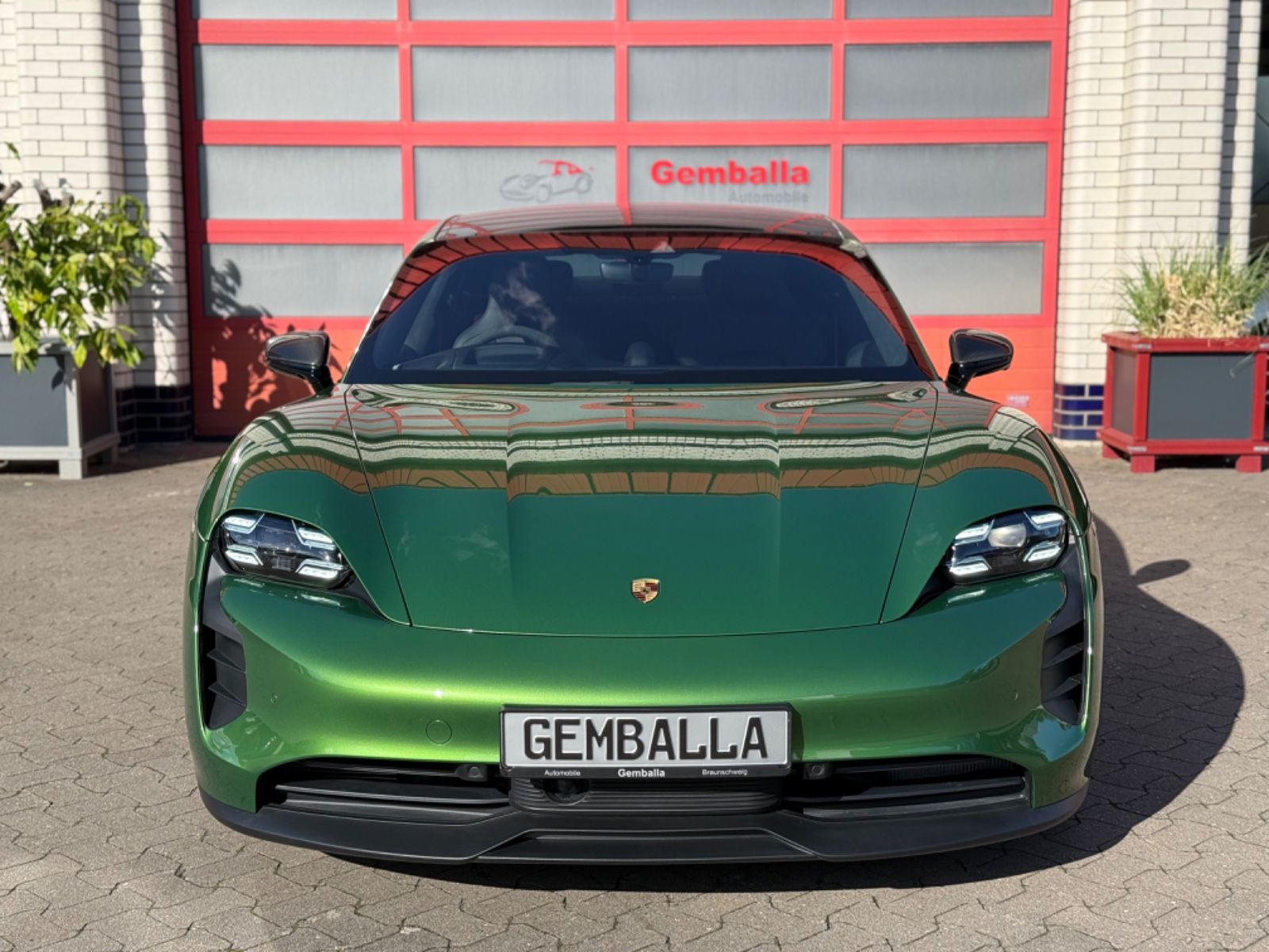Porsche TAYCAN 4S RHD RECHTSLENKER, PANO, BOSE