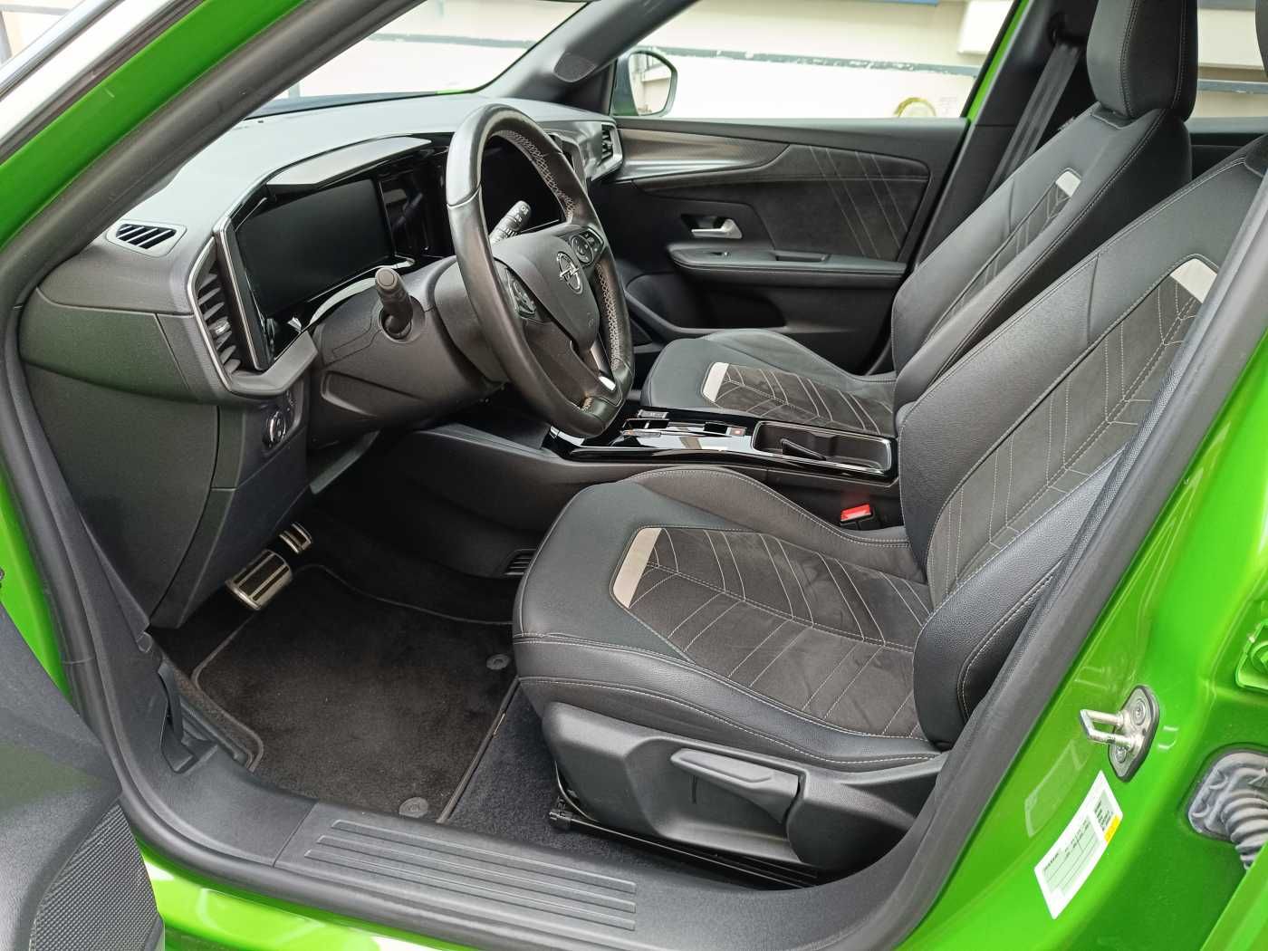 Opel Mokka-e Ultimate - Samsaru's Car Outlet