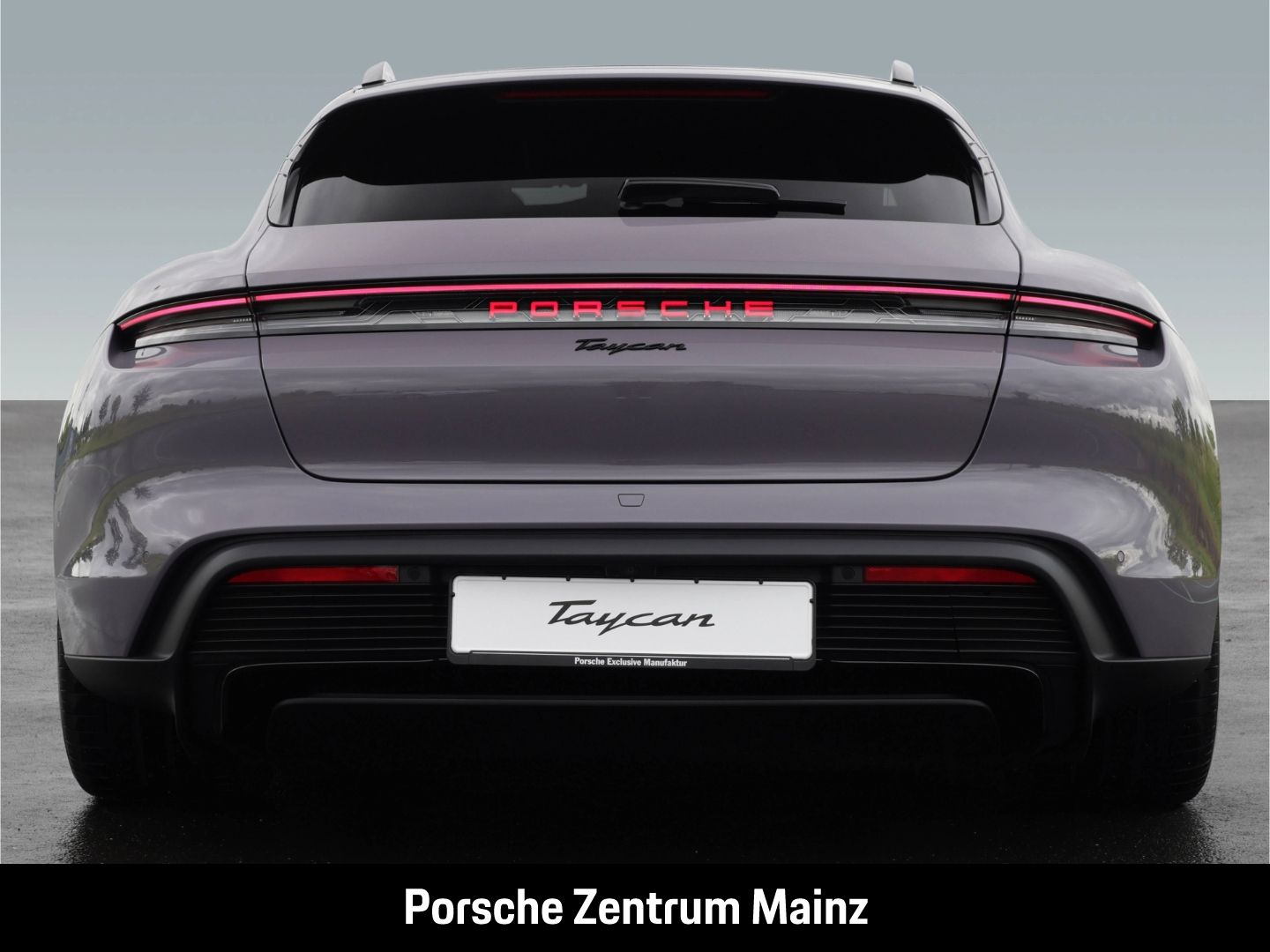 Porsche Taycan Sport Turismo UPE:154.000€,Beifahrerdispl