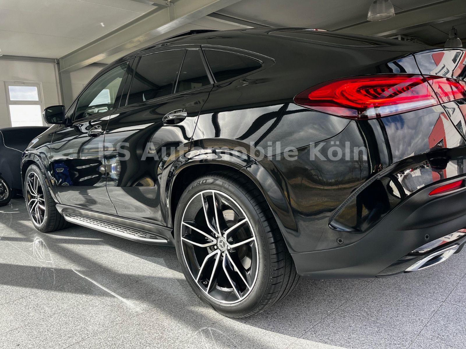 Mercedes-Benz GLE400d Coupe AMG|NiGHT|22|designo|AiR|PANPr6/22