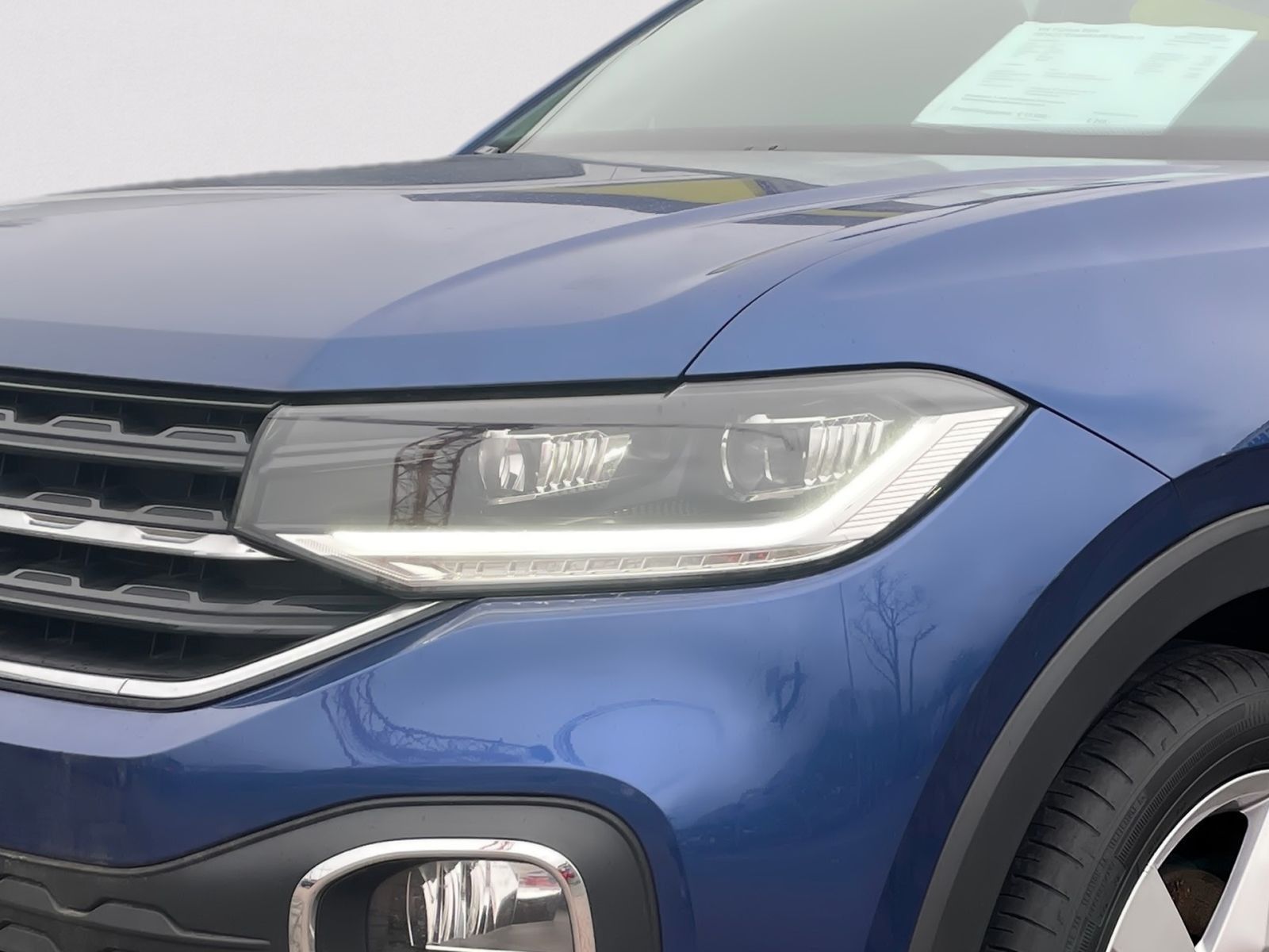 Volkswagen T-Cross Style 1.0 l TSI - Samsaru's Car Outlet