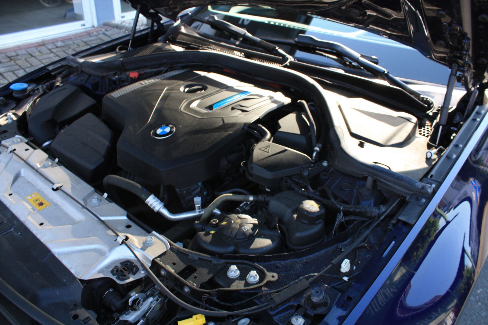 BMW 330 3 Touring 330 e xDrive Sport Line