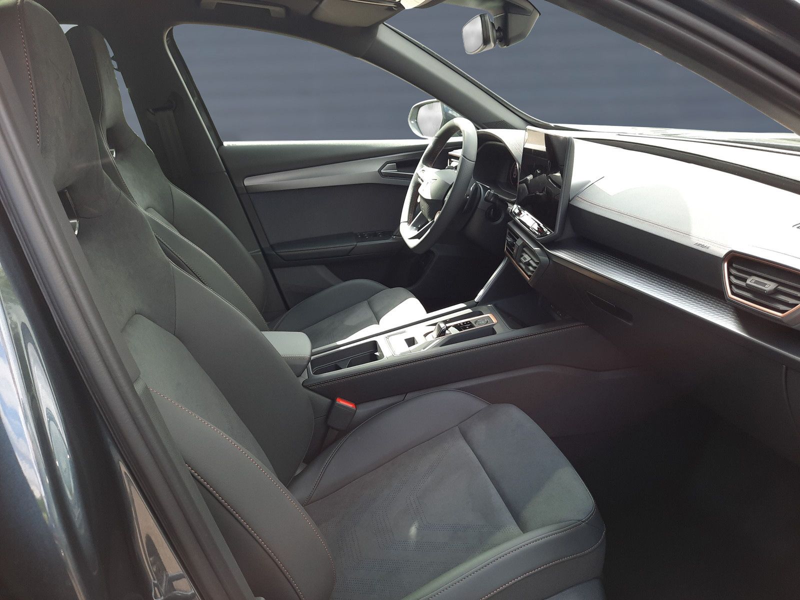 Cupra Formentor 2.0 TSI VZ 4Drive - Samsaru's Car Outlet