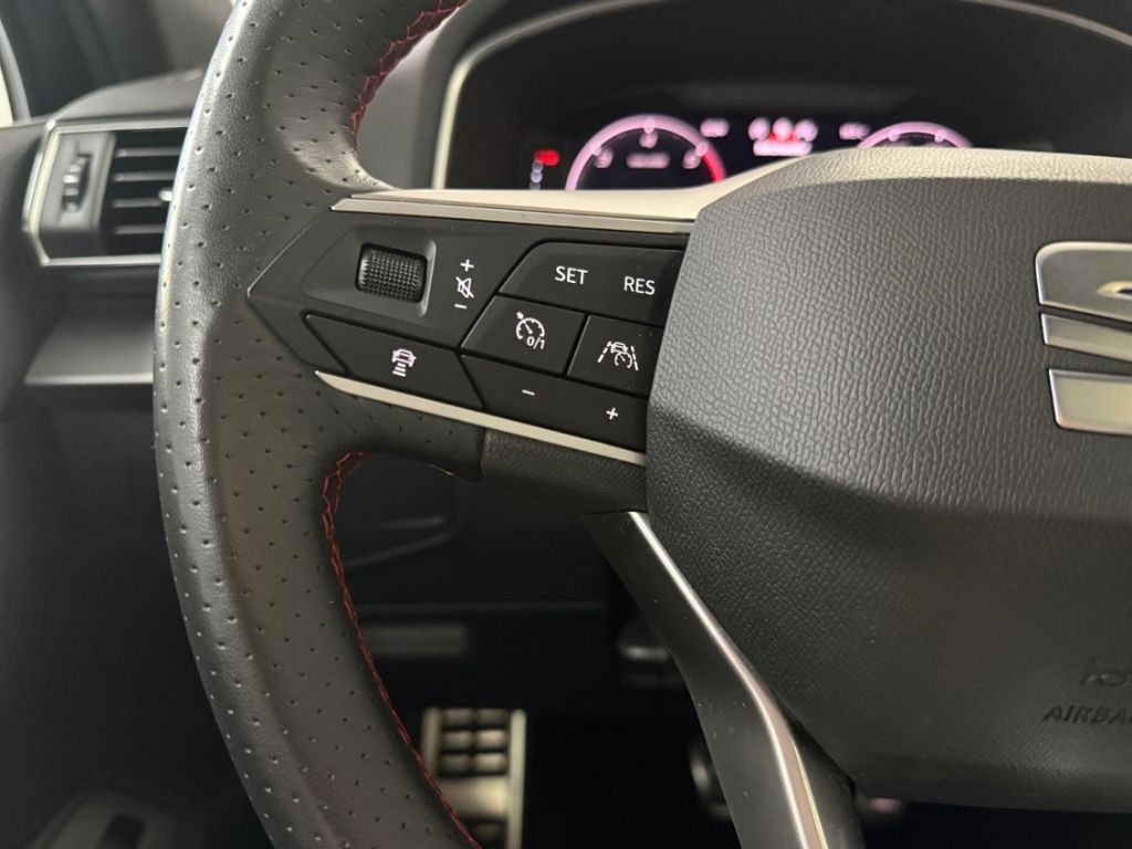 Seat Tarraco FR 4Drive AUTOMATIK NAV LED PANODACH STA