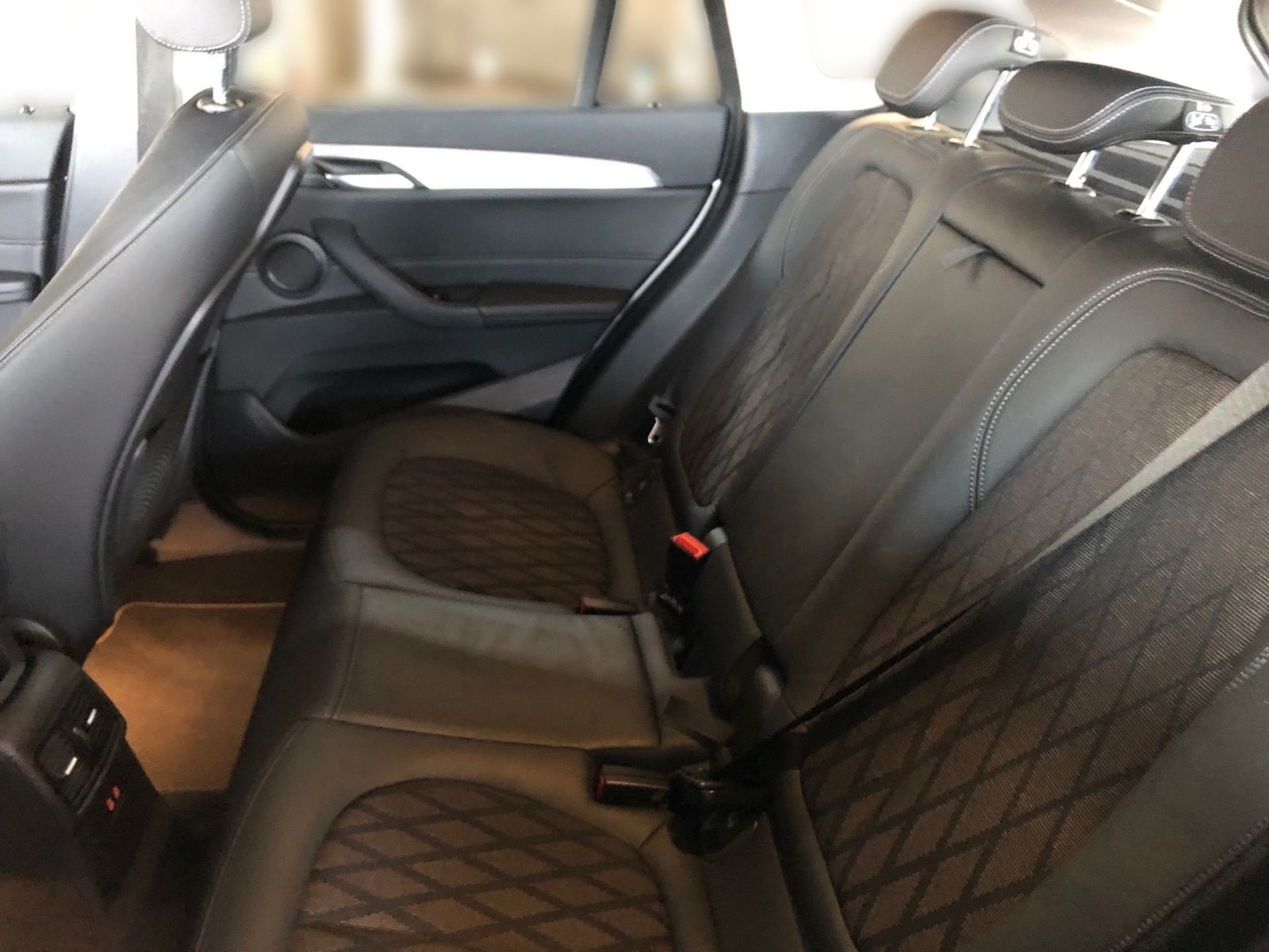 BMW X1 xDrive25e XLine - Samsaru's Car Outlet
