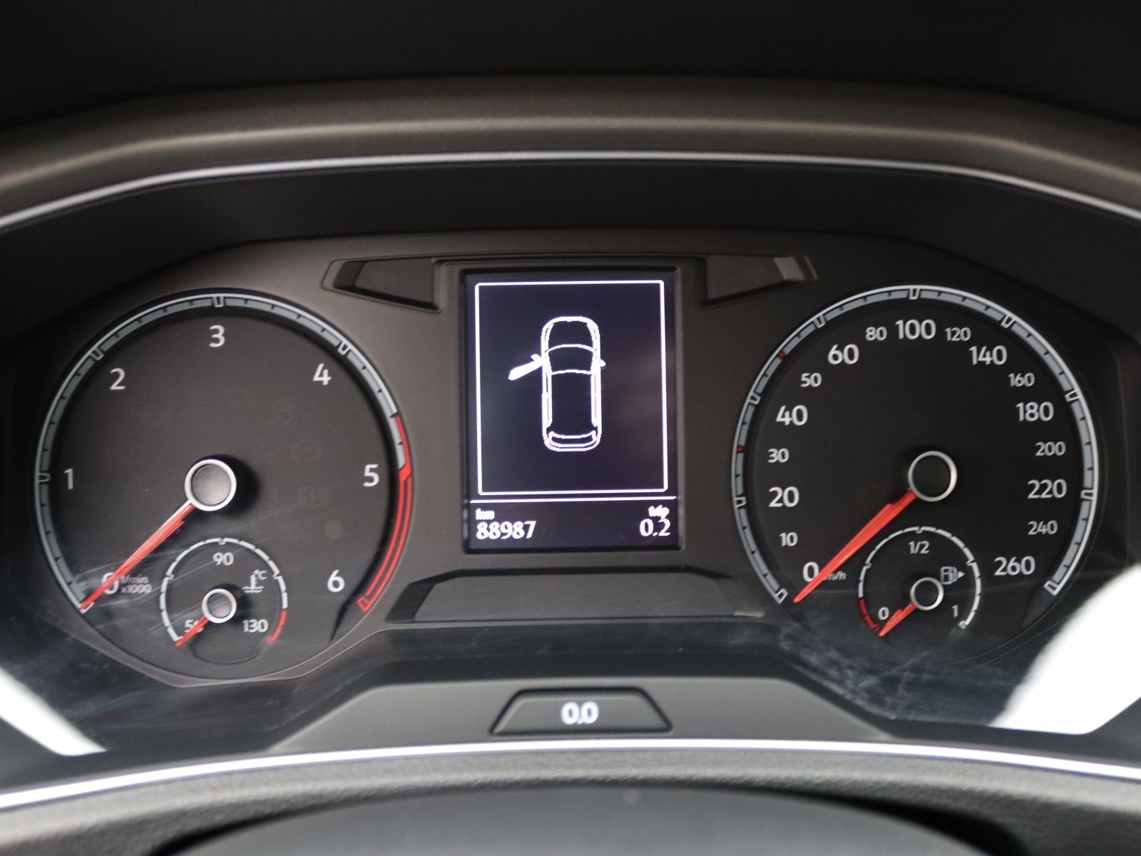 Volkswagen T-Roc Style 2.0 TDI DSG - Samsaru's Car Outlet