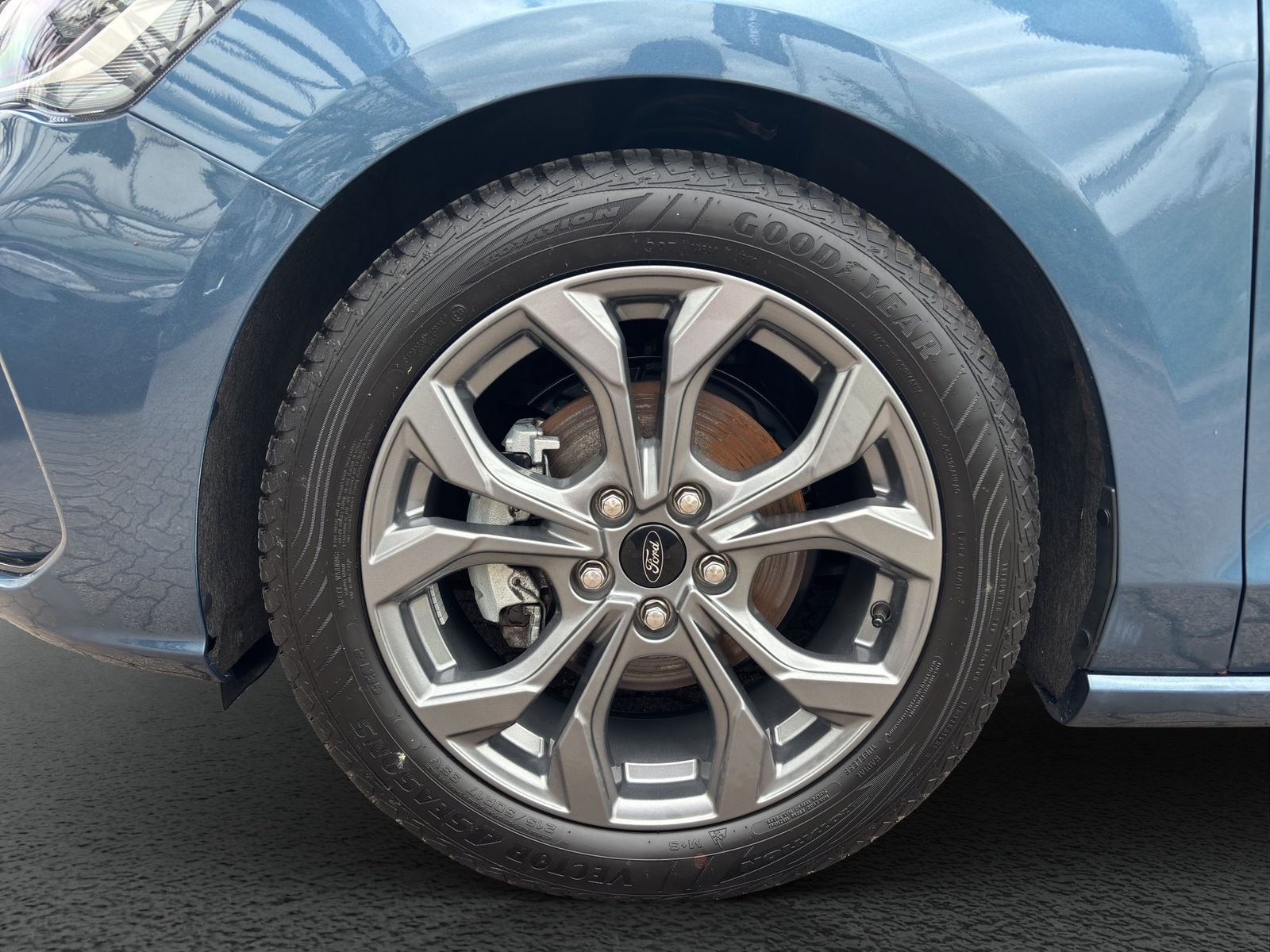 Ford Focus ST-Line Turnier Aut.*ACC*KAM*NAVI*LED*WINT