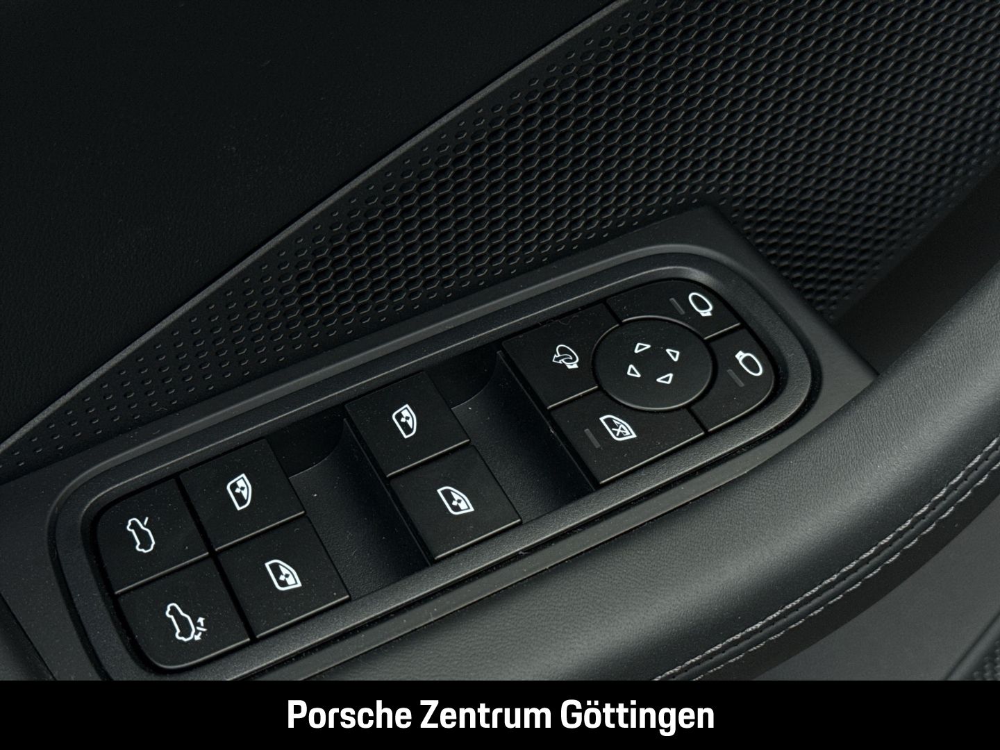 Porsche Macan 4 BOSE Surround-View InnoDrive Panorama