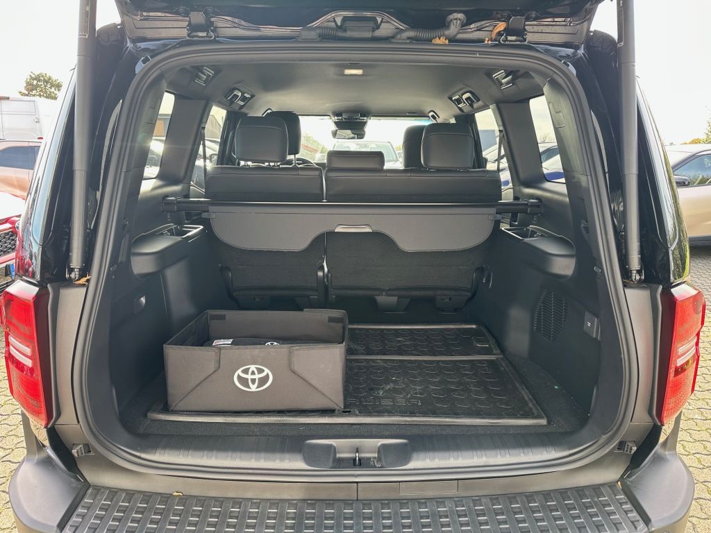 Toyota Land Cruiser 2.8 D-4D Automatik Executive