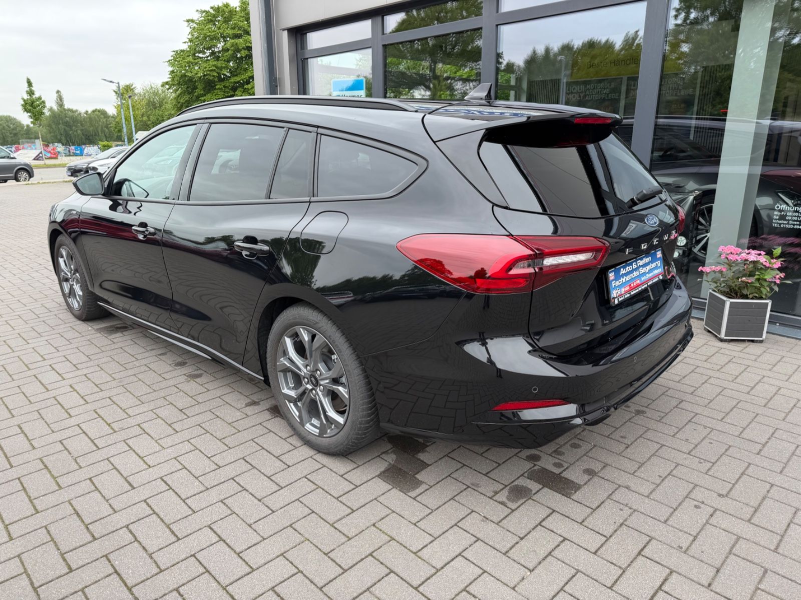 Ford Focus Turnier 1.5TDCI ST-Line AUTOMATIK*ACC*NAVI