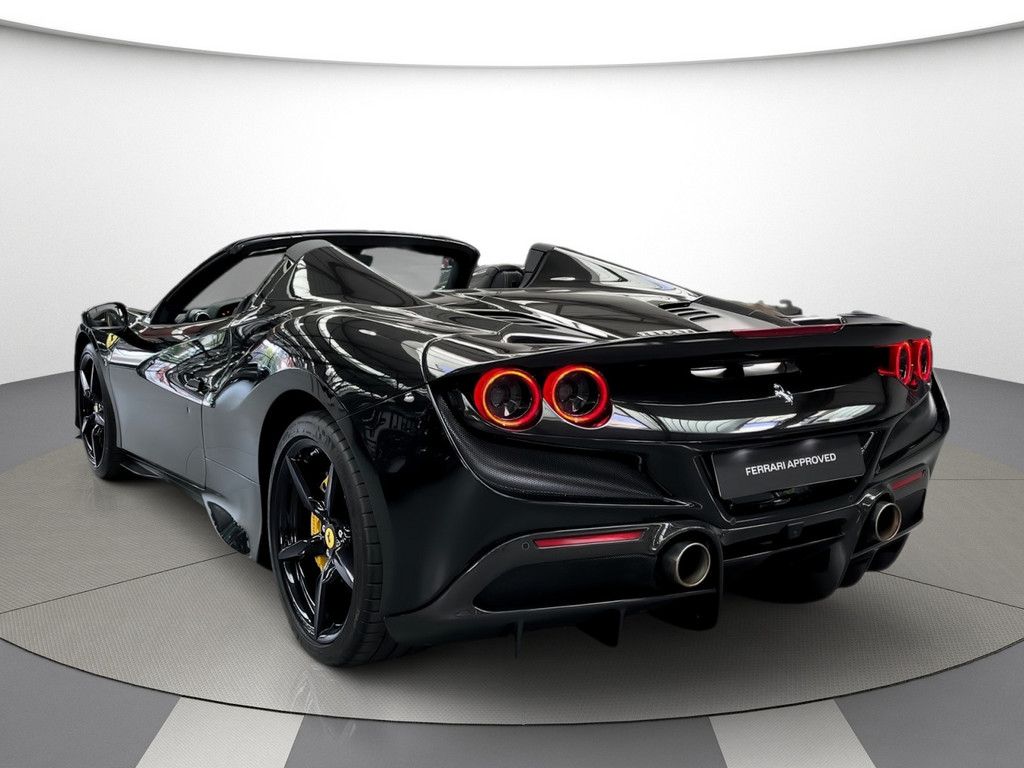 Ferrari F8 Spider - Samsaru's Car Outlet