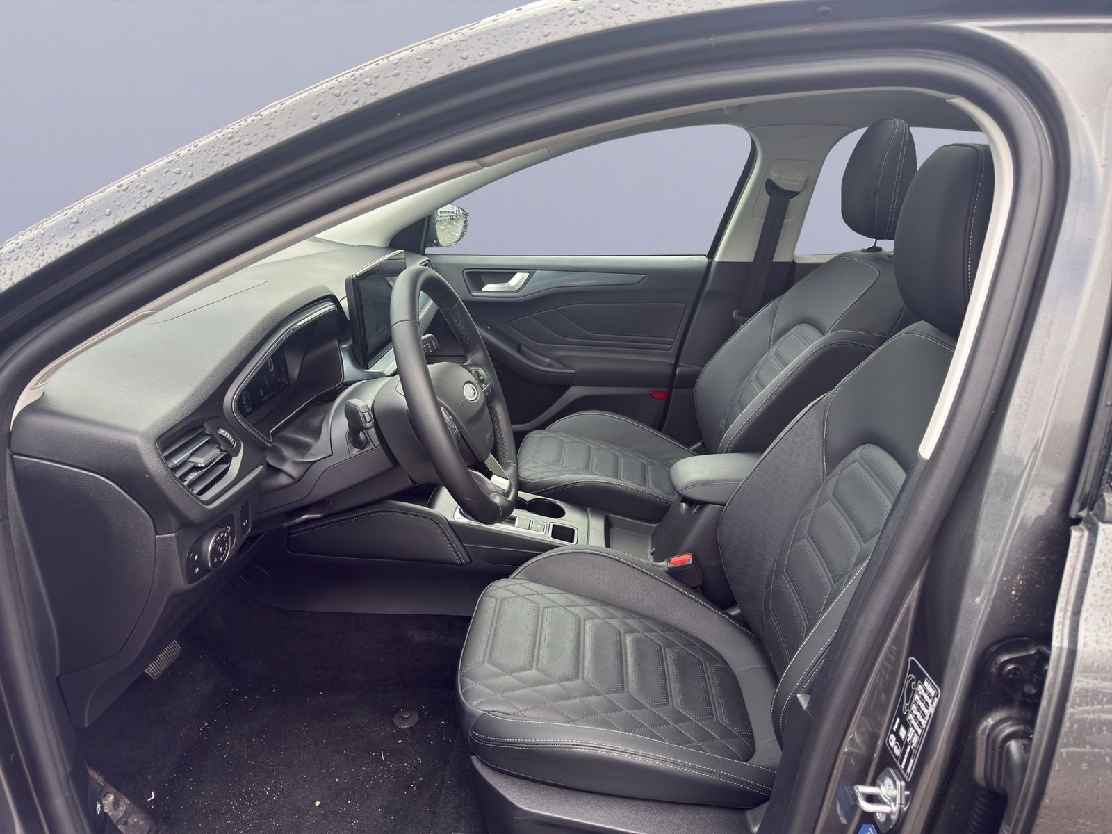 Ford Focus Turnier Active X 1.5 EcoBlue *AHK*PANO*HEA