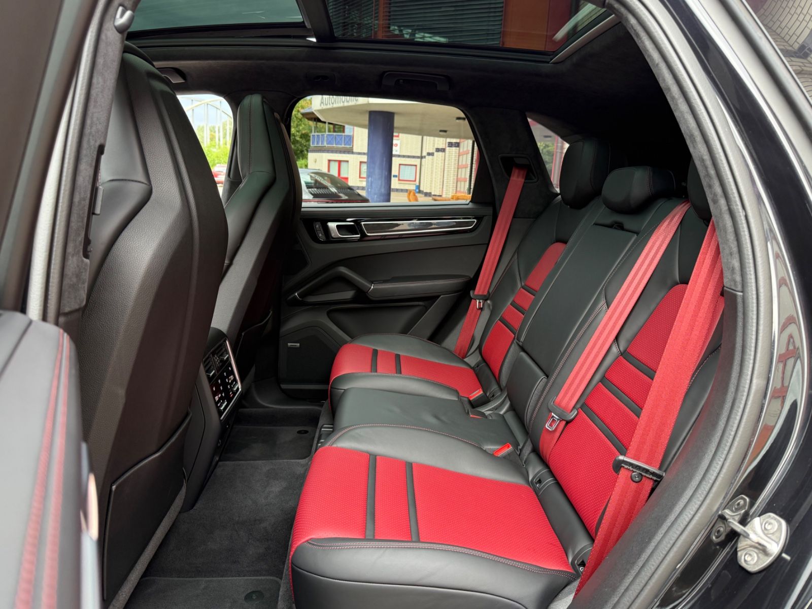 Porsche CAYENNE GTS V8, SPORTABGAS, PANO, HA-LENKUNG