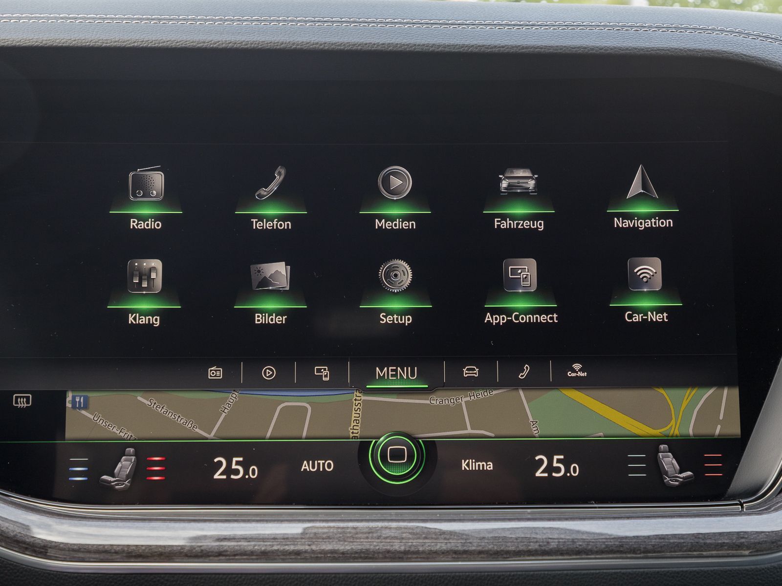 Volkswagen Touareg 3.0 TDI 4M ELEGANCE - Samsaru's Car Outlet