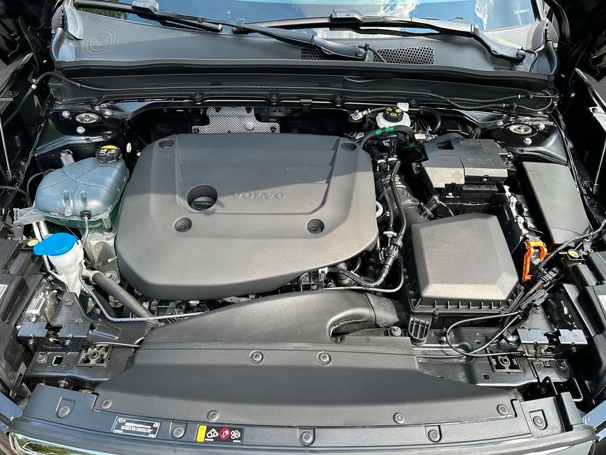 Volvo XC40 B3 Core - Samsaru's Car Outlet