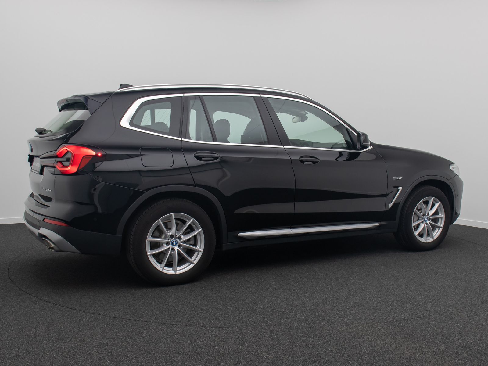 BMW X3 xD30e DriveAss DAB Kamera HiFi WLAN Sportsitz