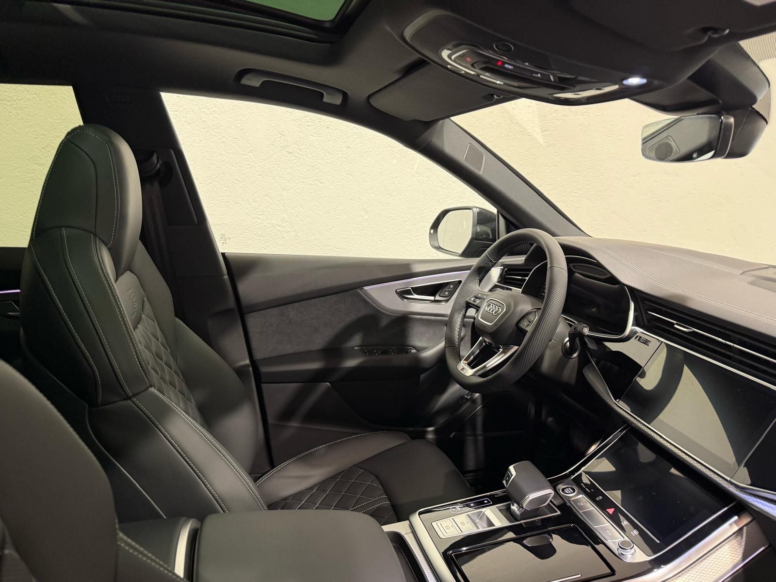 Audi Q8 50 TDI quattro - Samsaru's Car Outlet