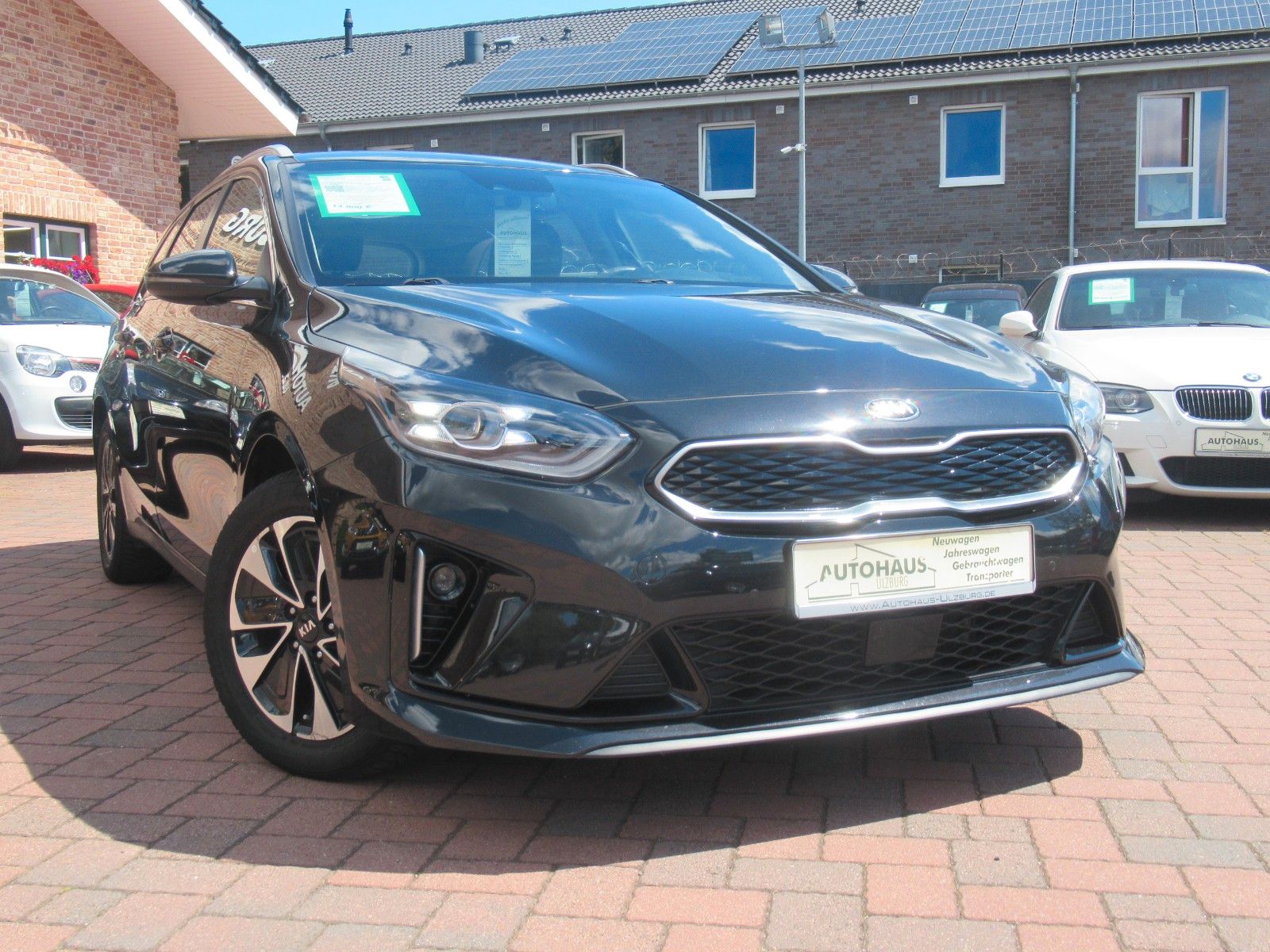 Kia cee'd SW 1.6 GDI DCT Spirit - Samsaru's Car Outlet