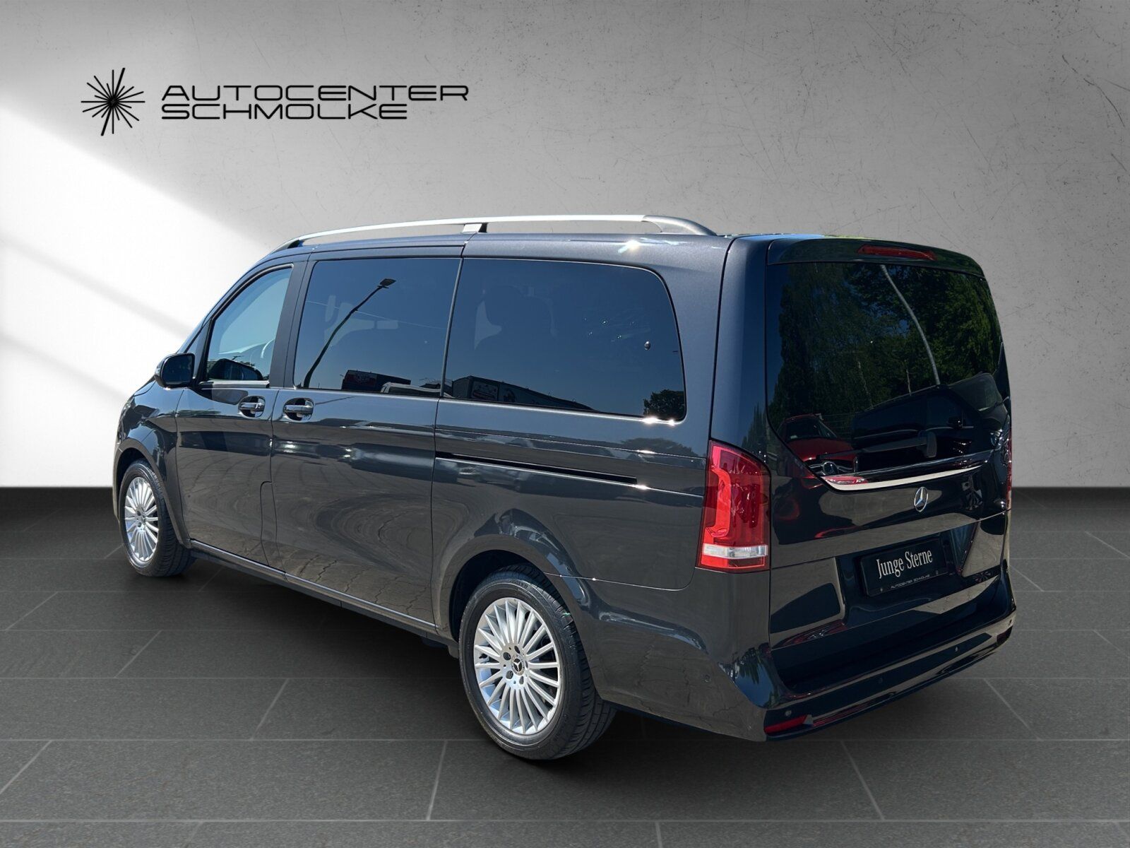 Mercedes-Benz V 220 d EDITION LANG - Samsaru's Car Outlet