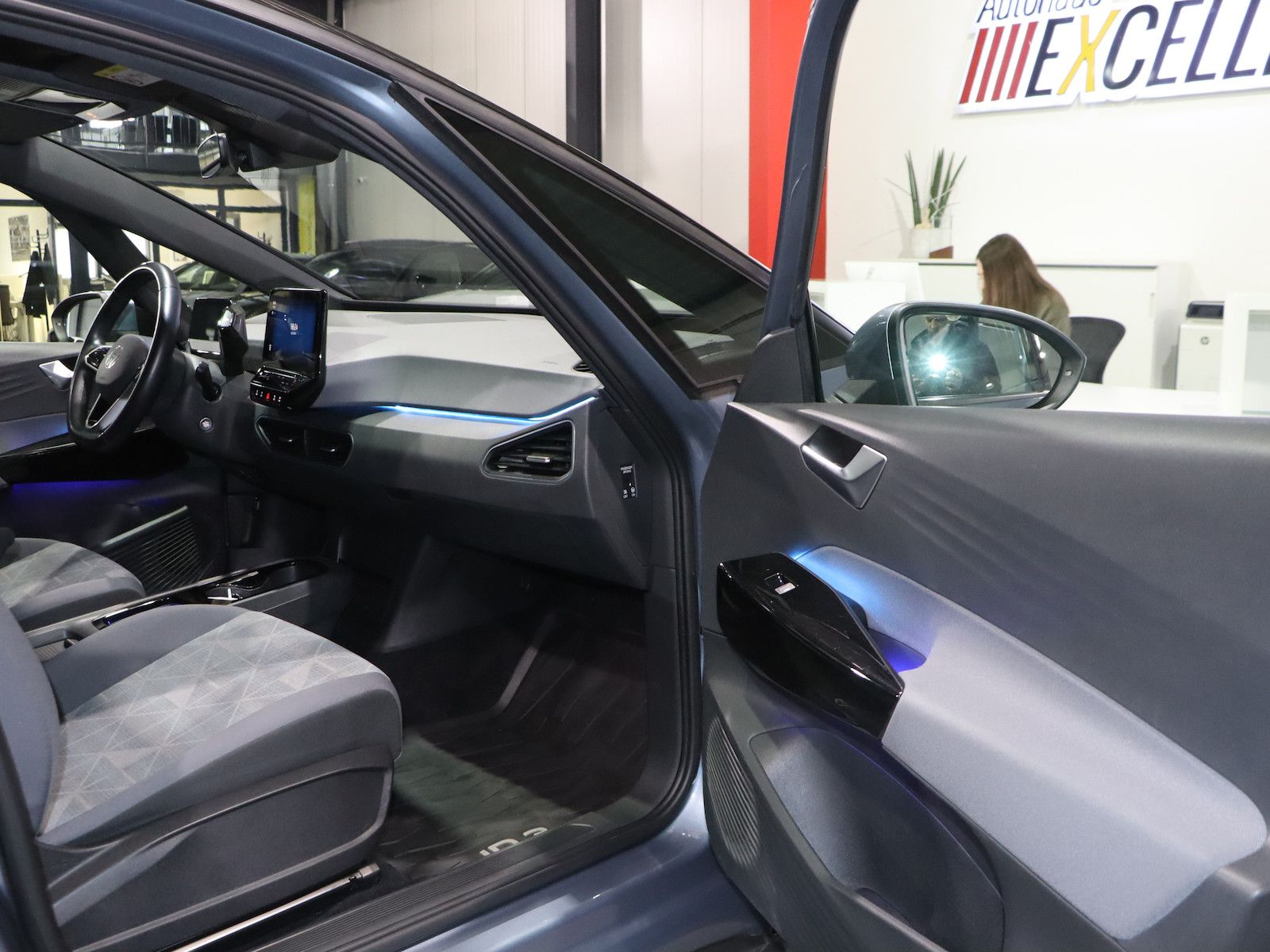 Volkswagen ID.3 PURE PERFORMANCE - Samsaru's Car Outlet