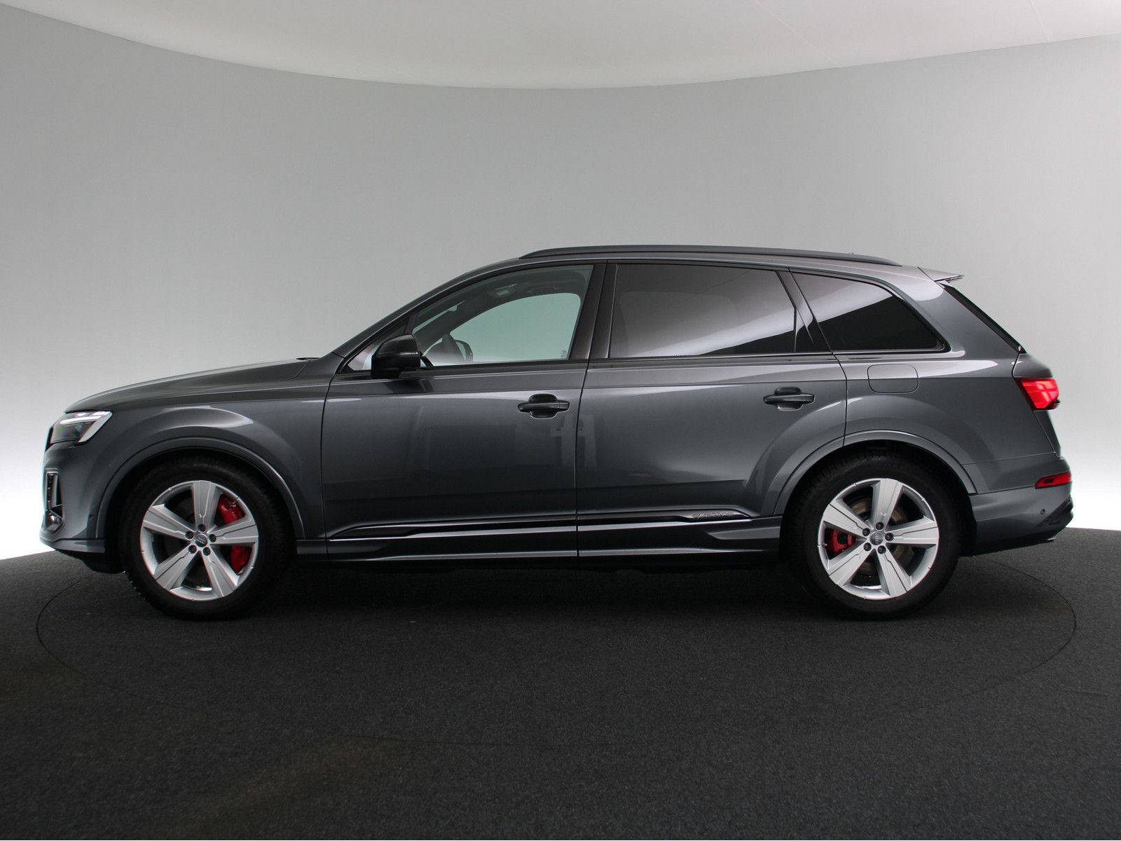 Audi Q7 60 TFSI e quattro S line AHK 360° PANO B&O