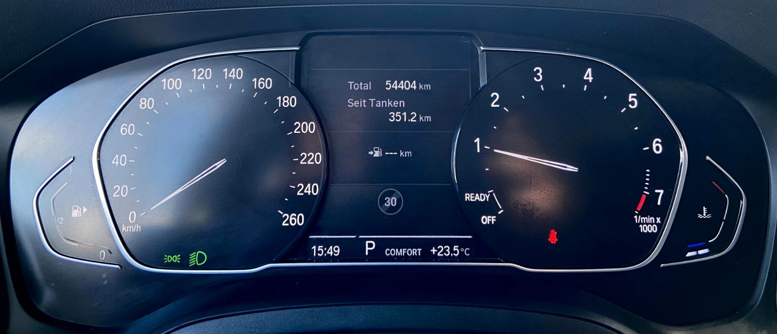 BMW 330i Touring Sport Line - Samsaru's Car Outlet