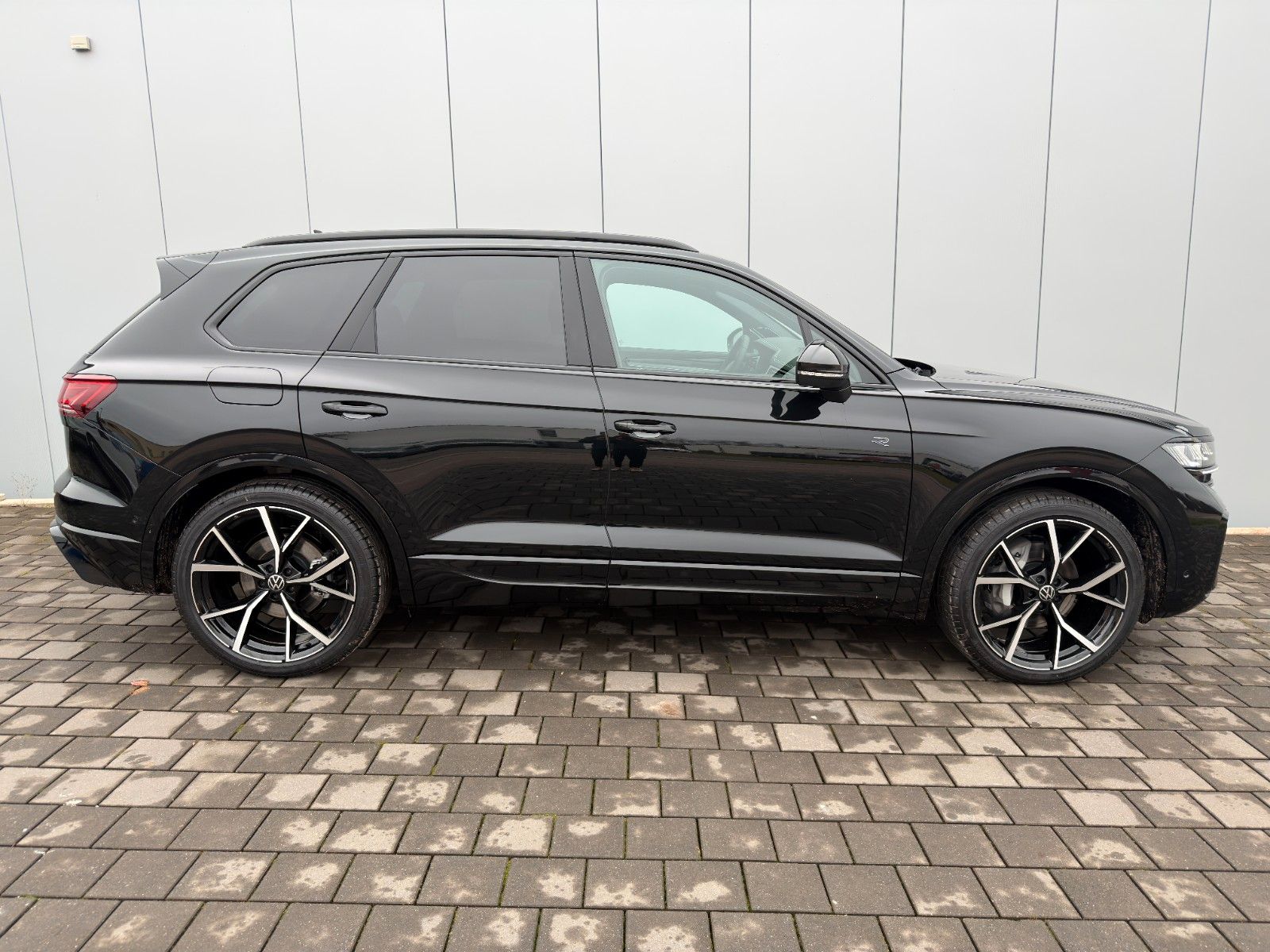 Volkswagen Touareg 3.0 TDI 4Motio R-Line/FINAL EDITION/VOLL