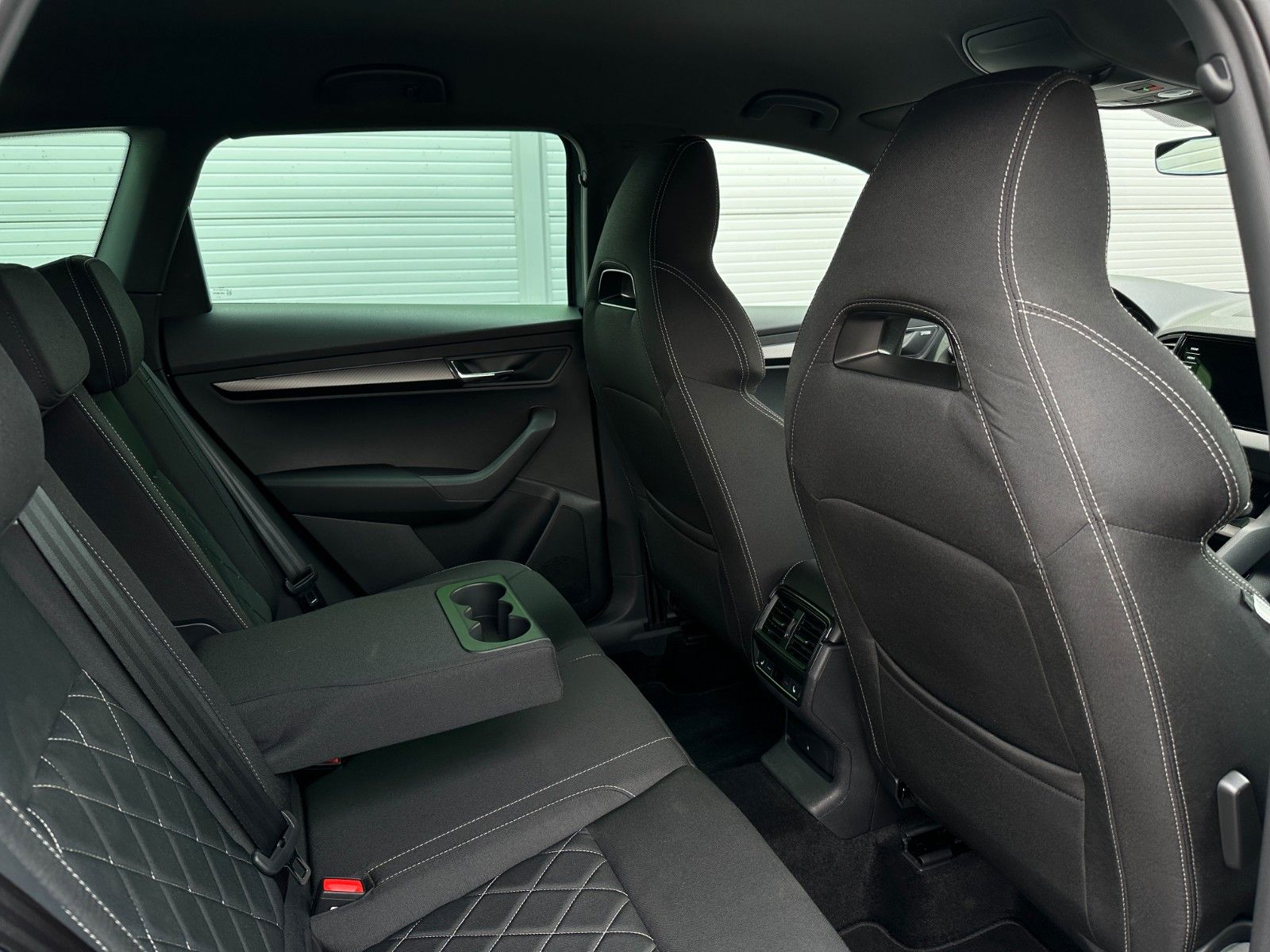 Skoda 2.0TDi 4x4 DSG Sportline AHK Side Assist LM19"