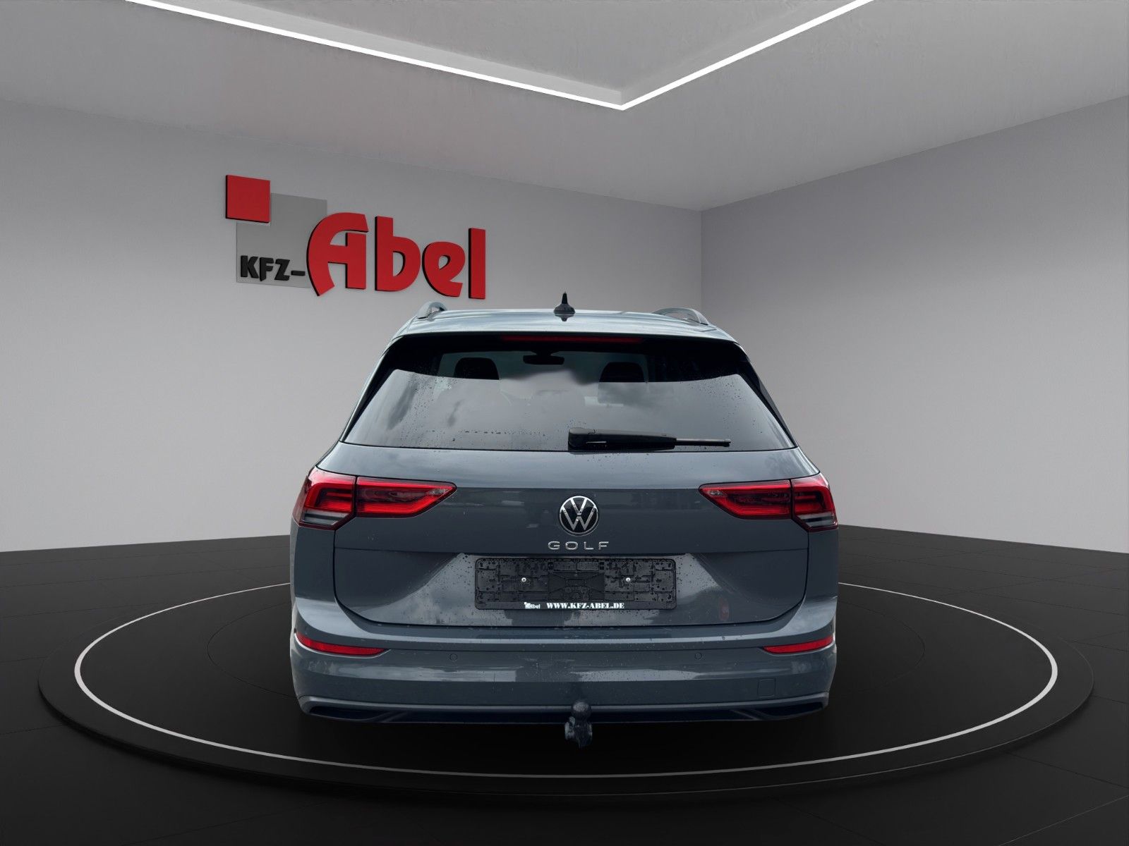 Volkswagen Golf VIII 2,0TDI DSG Var Life - Samsaru's Car Outlet