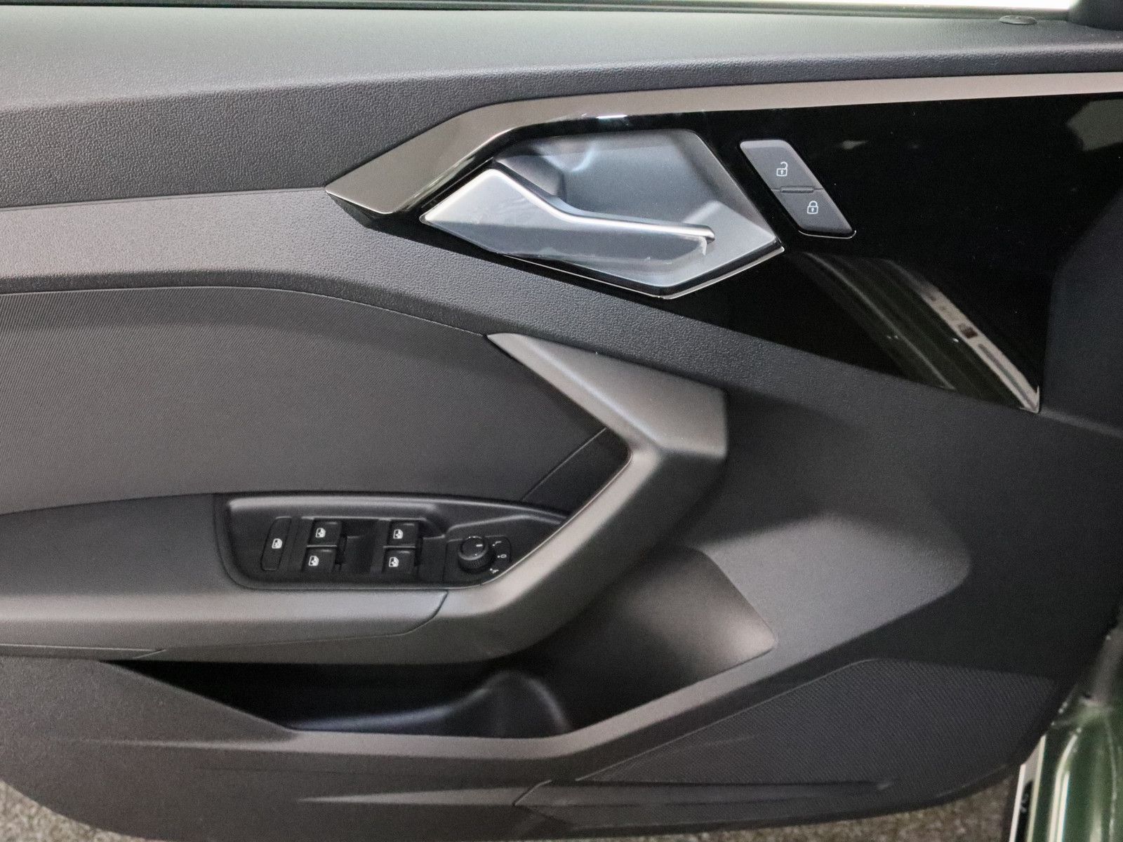Audi A1 Sportback 30 TFSI S line - Samsaru's Car Outlet