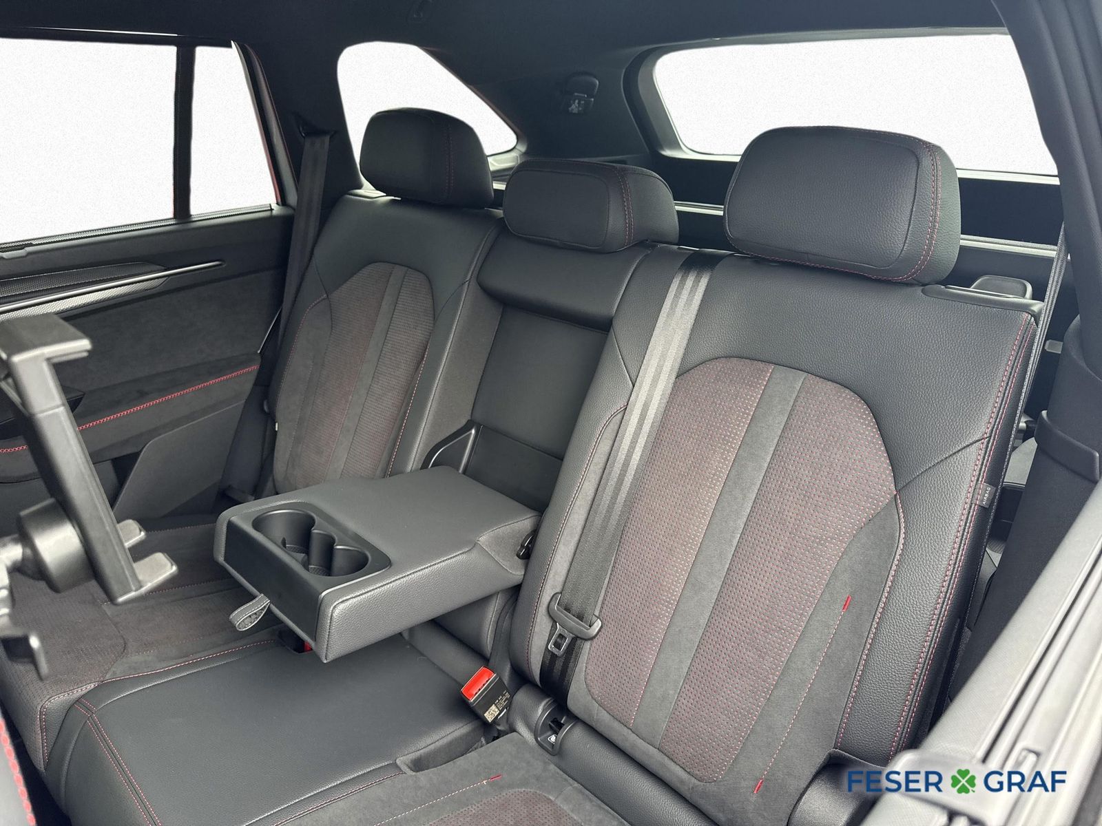 Skoda Kodiaq RS 2,0 TSI DSG 4x4 *AHK*PANO*360*