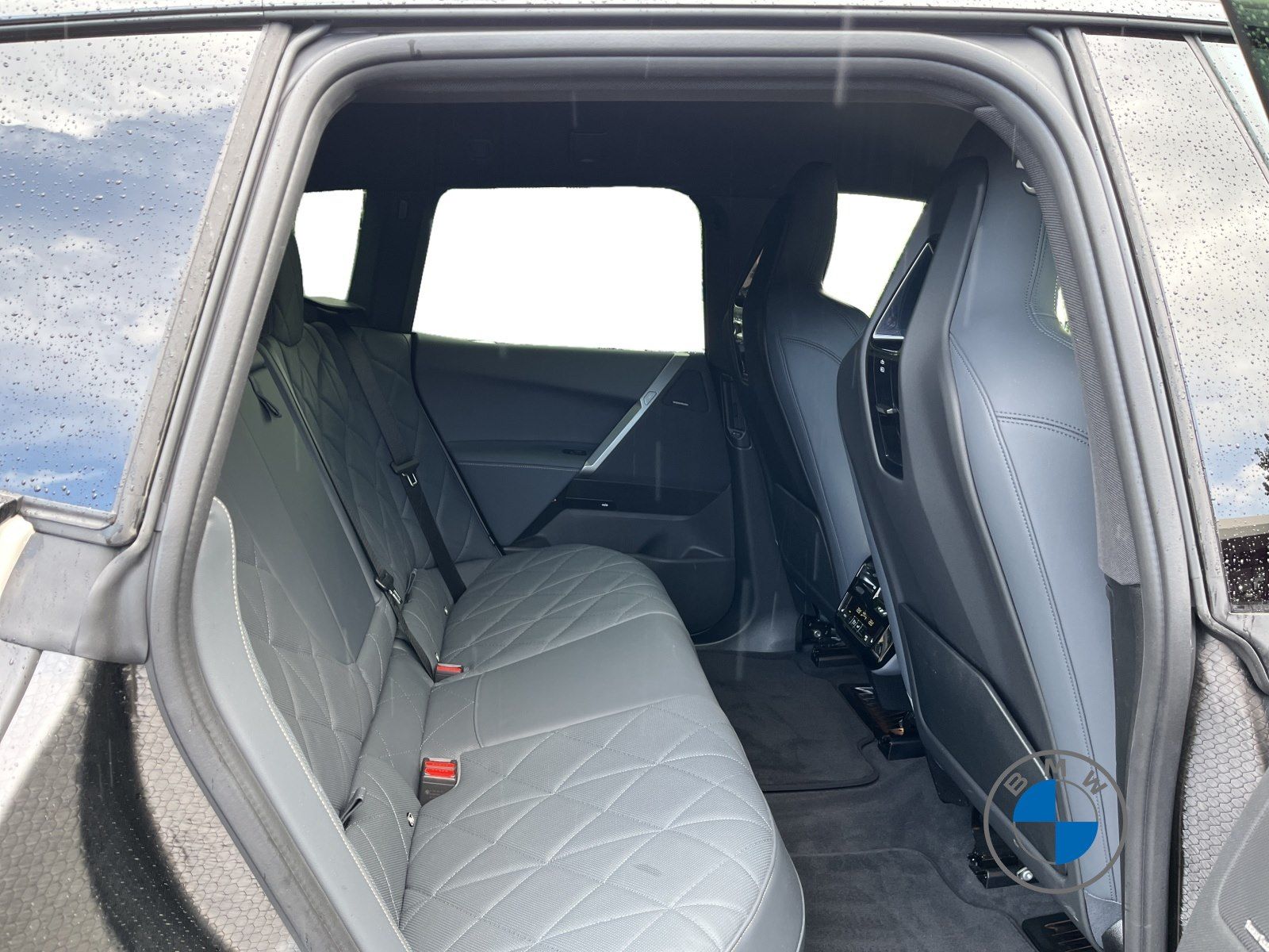 BMW iX M70 XDRIVE 23" DA/PA Prof. AHK Luftfederung