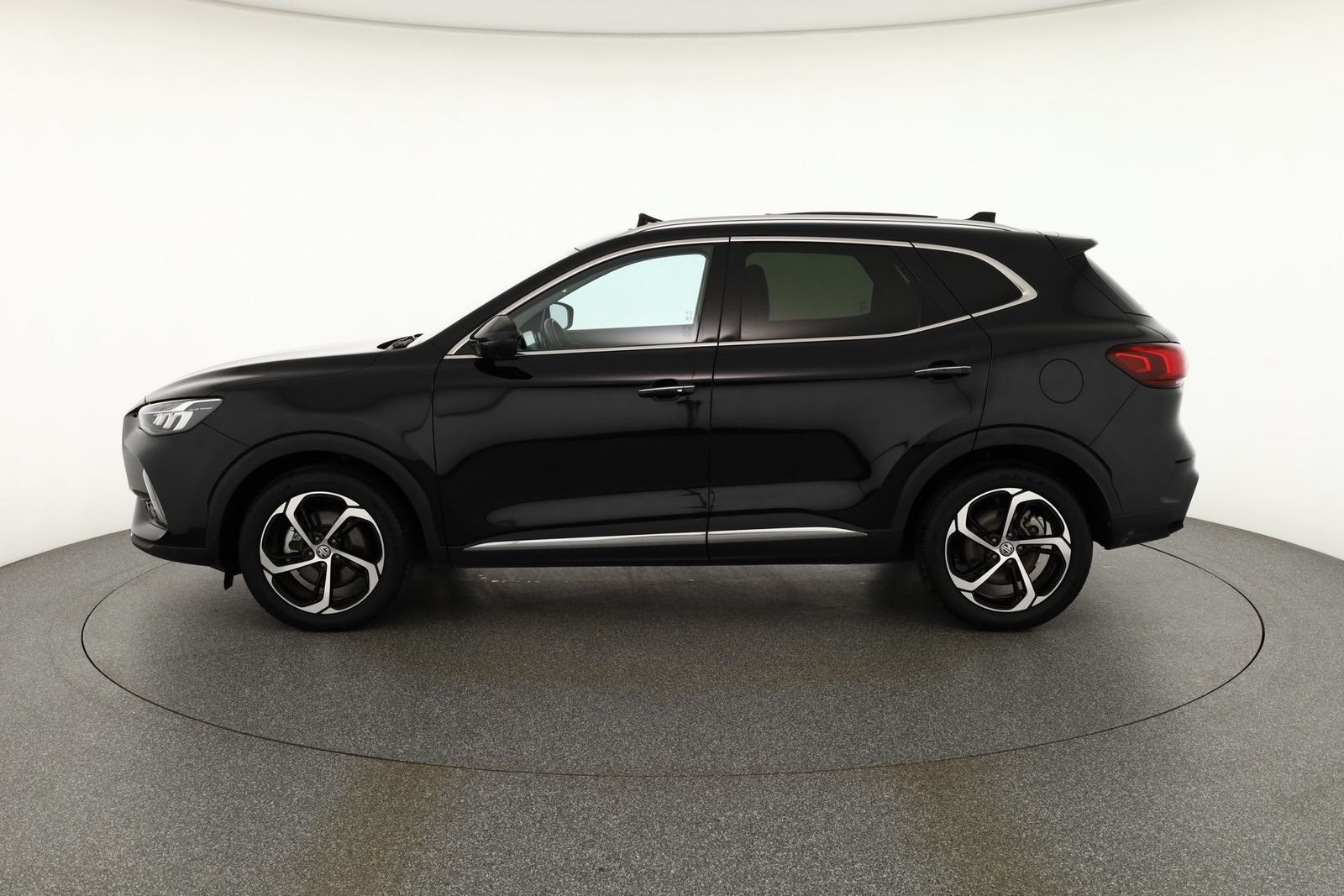 MG HS 1.5 T-GDI Luxury Aut. LED ACC Navi Pano