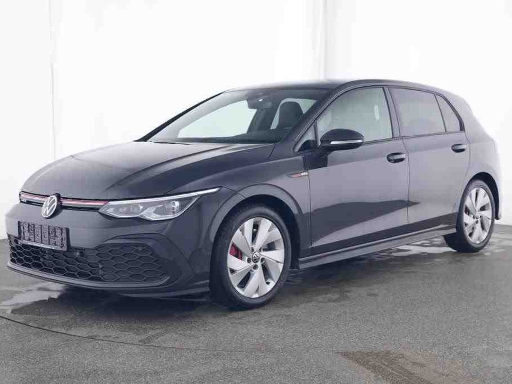 Volkswagen Golf VIII 2.0 GTI DSG - Samsaru's Car Outlet