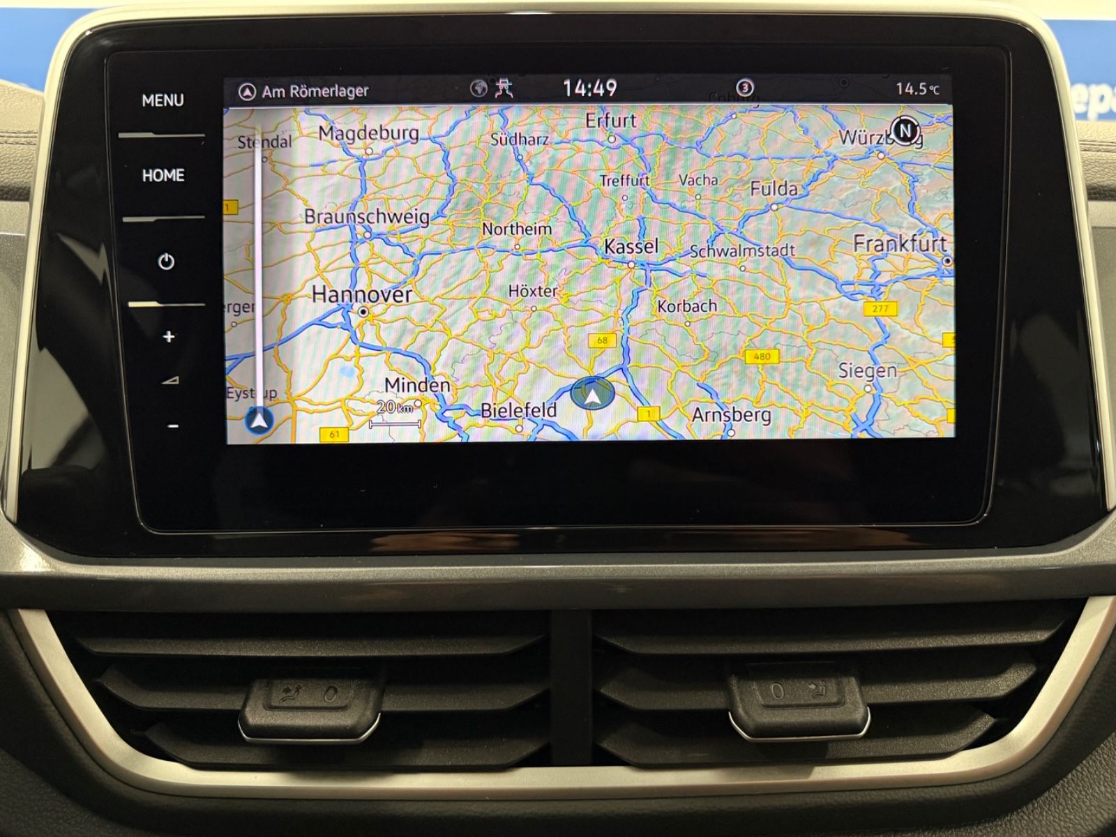 Volkswagen T-Roc 2.0 TDI DSG VirtuCock - Samsaru's Car Outlet